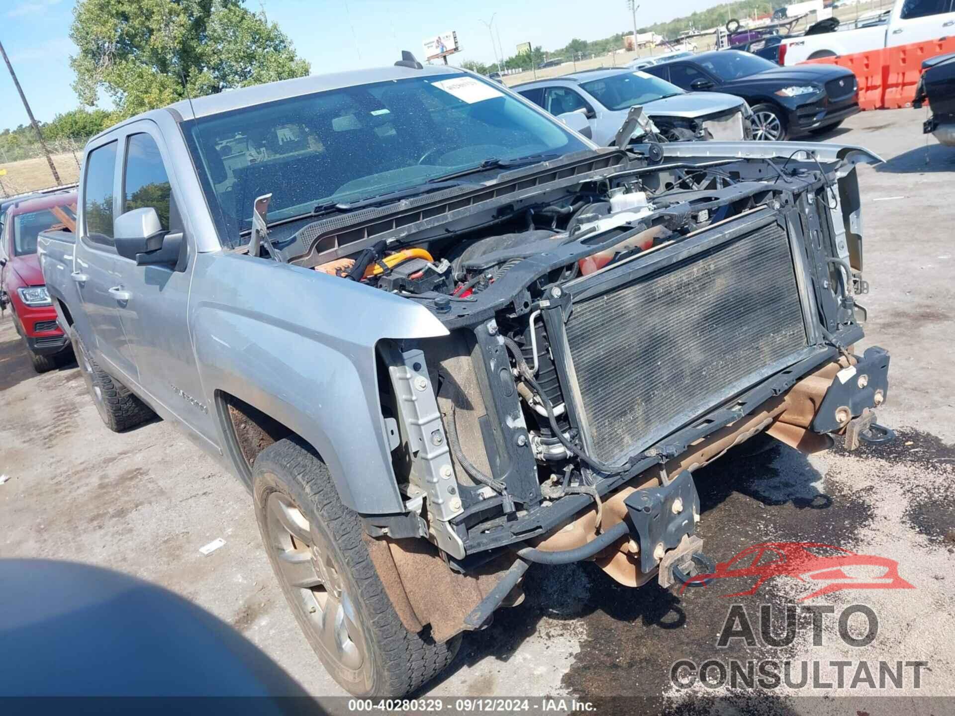 CHEVROLET SILVERADO 1500 2018 - 3GCUKRERXJG432521