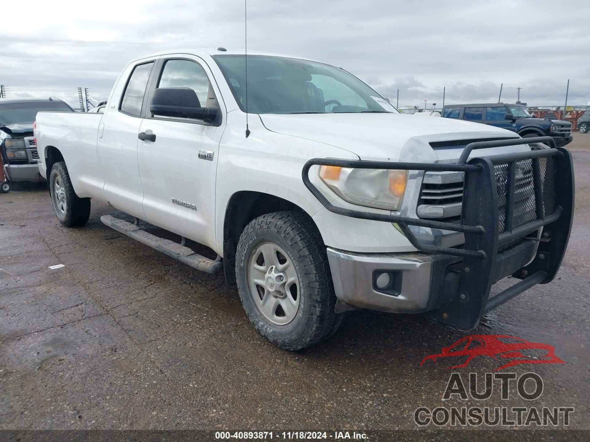 TOYOTA TUNDRA 2017 - 5TFCW5F19HX021375