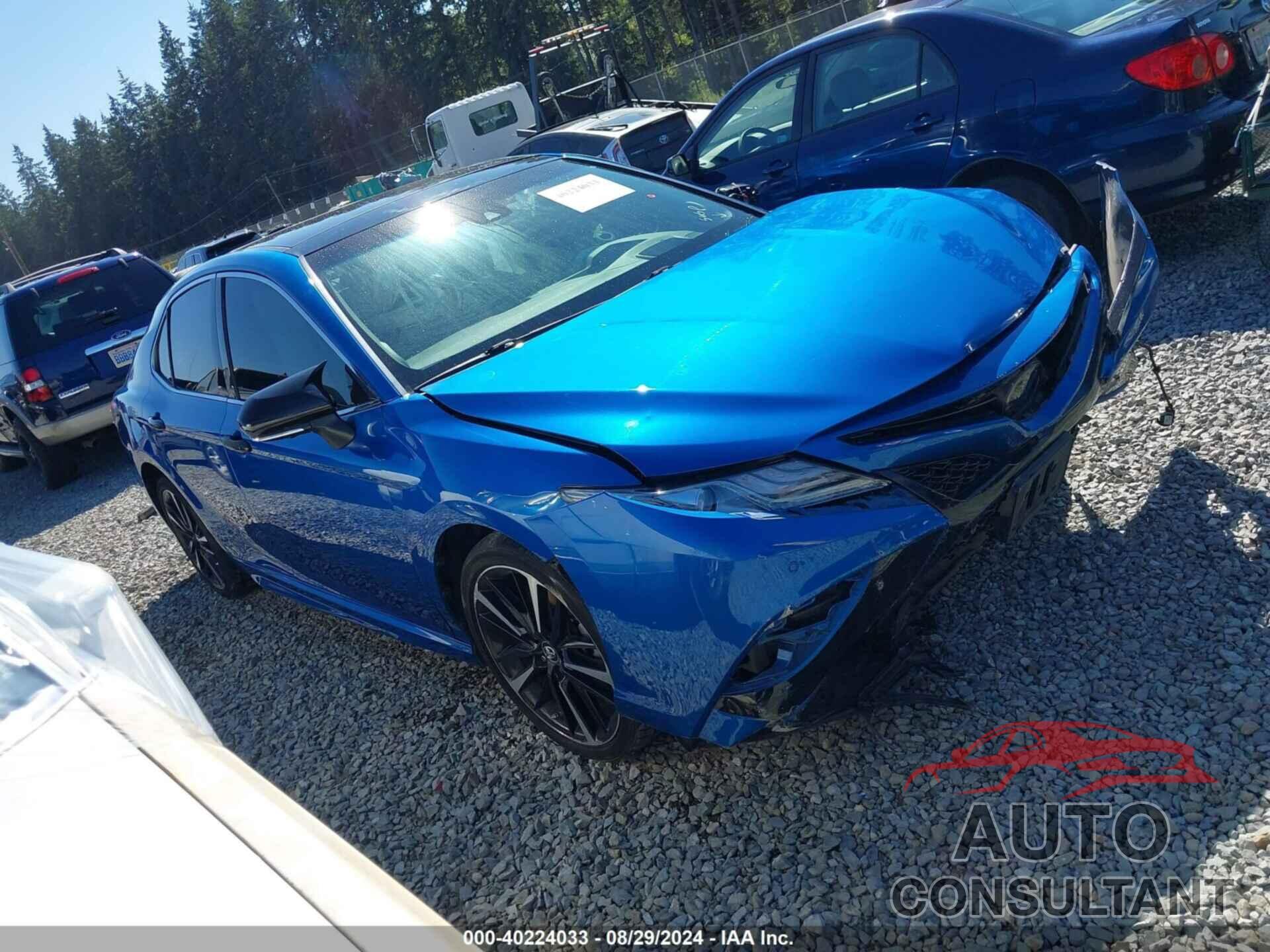 TOYOTA CAMRY 2018 - 4T1BZ1HK6JU007597