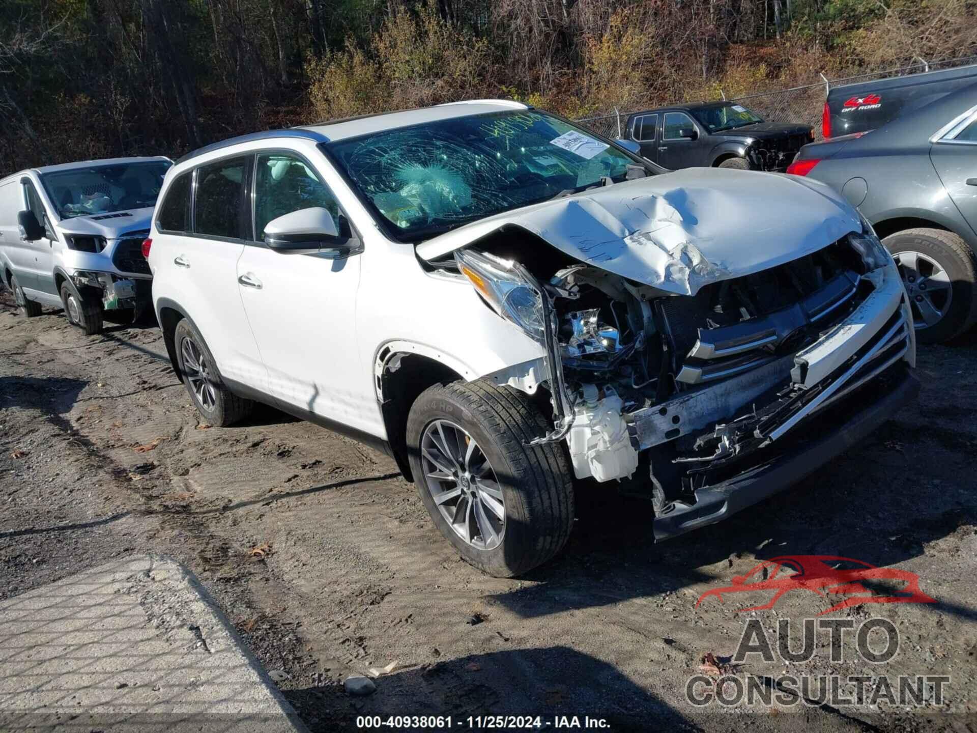 TOYOTA HIGHLANDER 2019 - 5TDJZRFH8KS573739