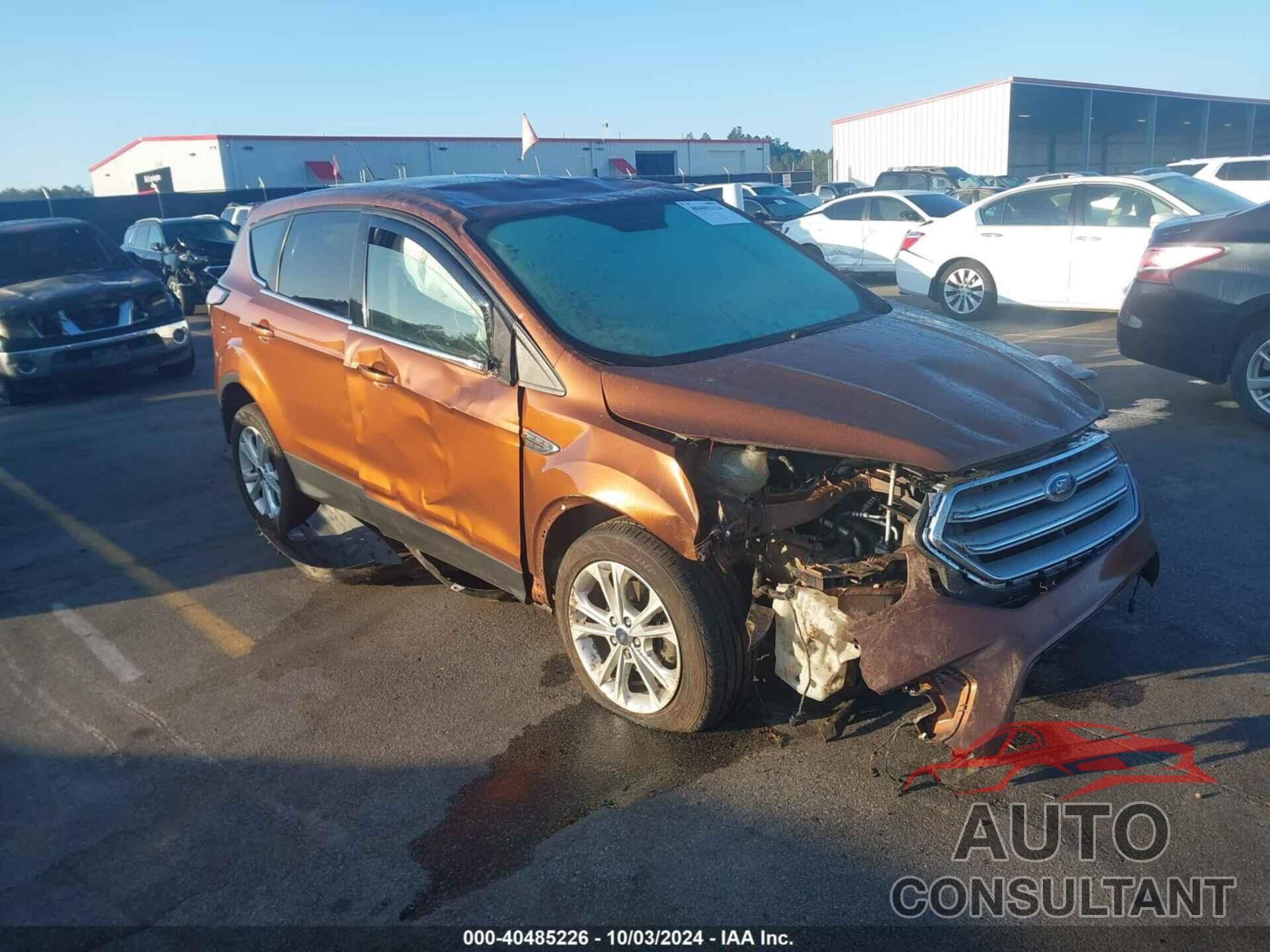 FORD ESCAPE 2017 - 1FMCU0GD6HUF04918
