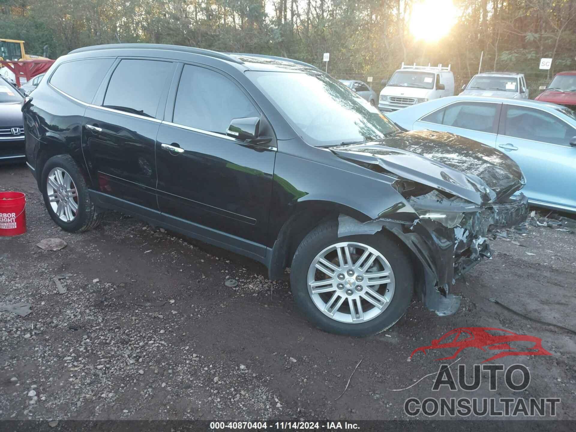 CHEVROLET TRAVERSE 2015 - 1GNKRGKD2FJ220662