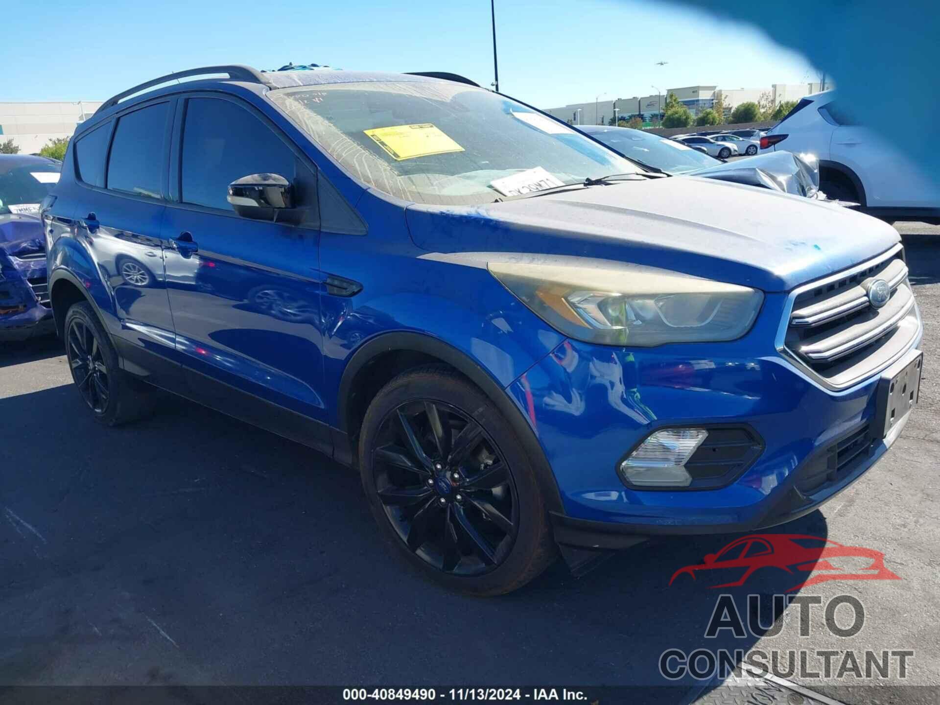 FORD ESCAPE 2017 - 1FMCU0JD0HUD11964