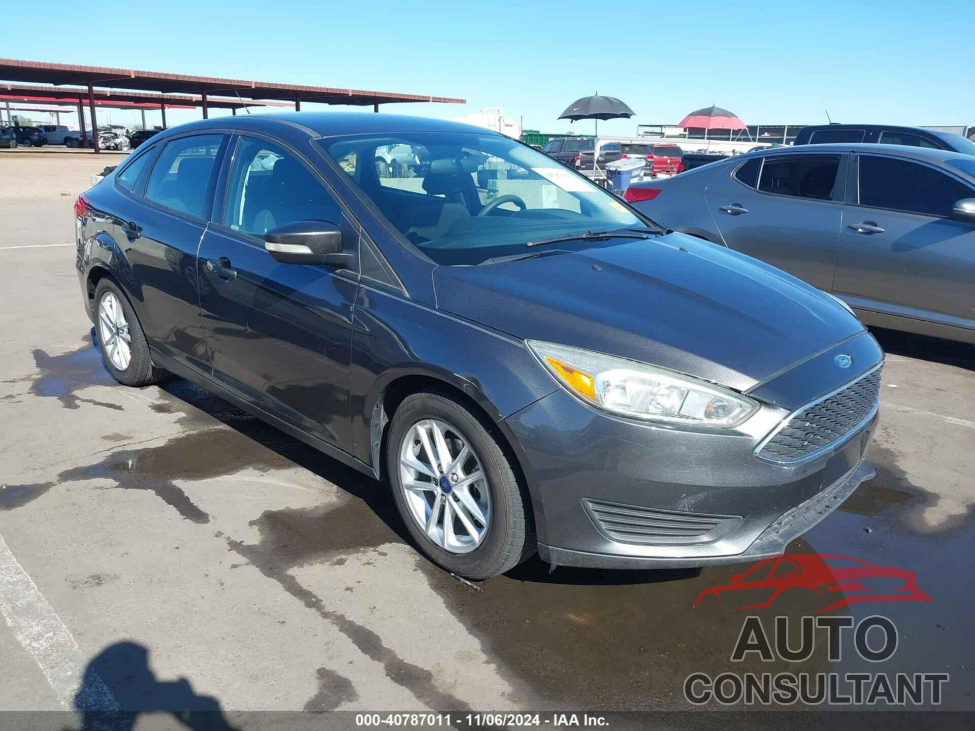 FORD FOCUS 2017 - 1FADP3F27HL210859