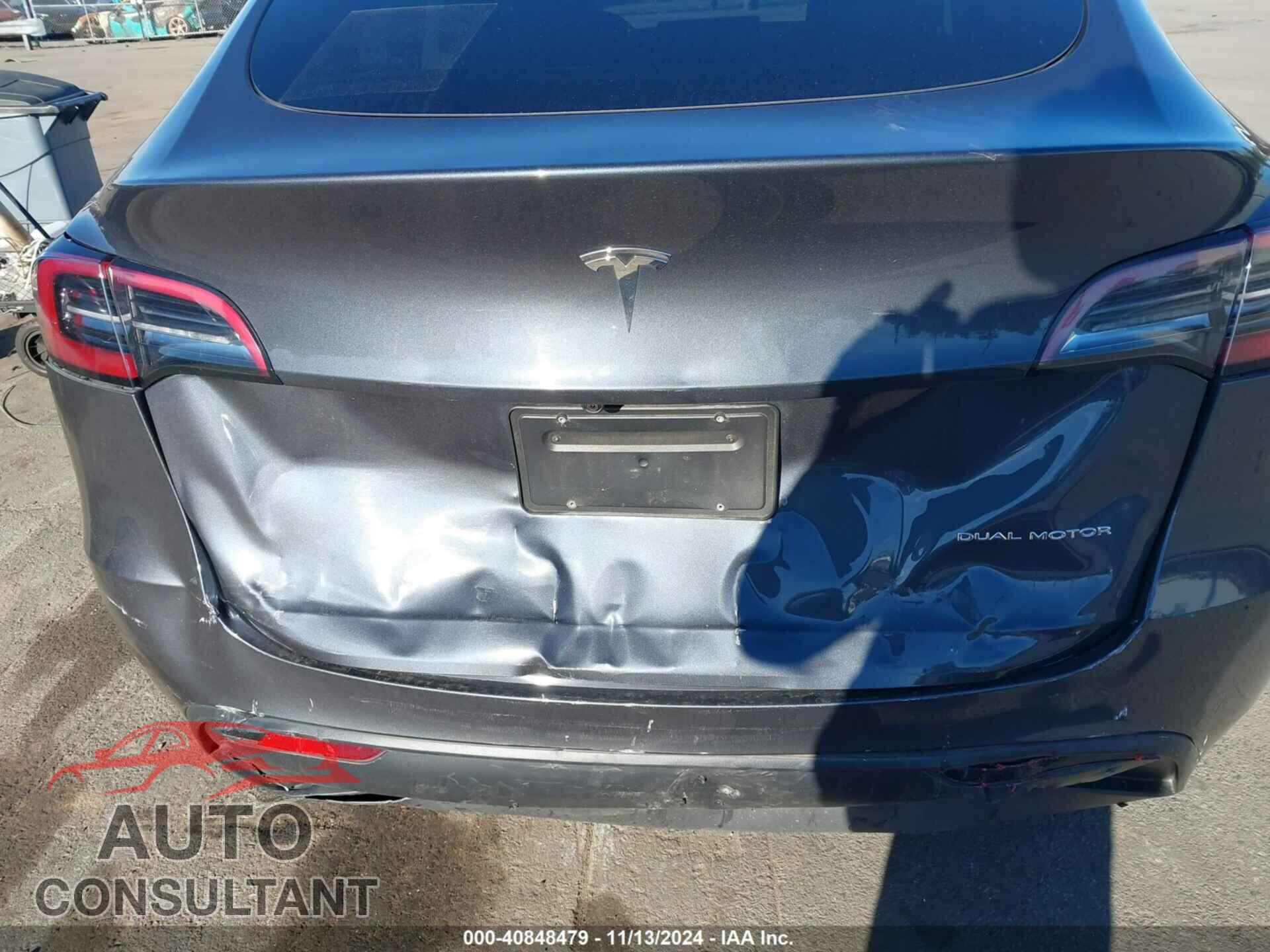 TESLA MODEL Y 2023 - 7SAYGDEE6PF596126