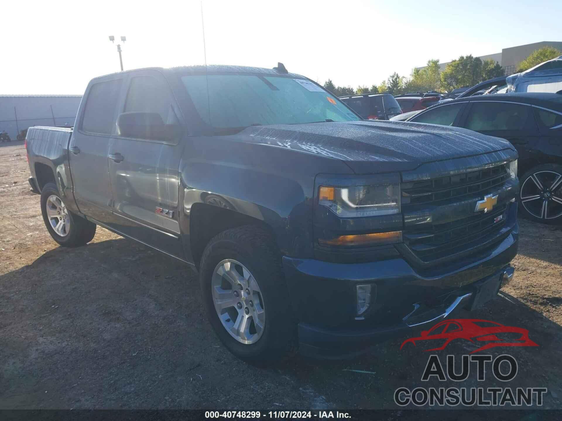 CHEVROLET SILVERADO 1500 2018 - 3GCUKREC4JG119279