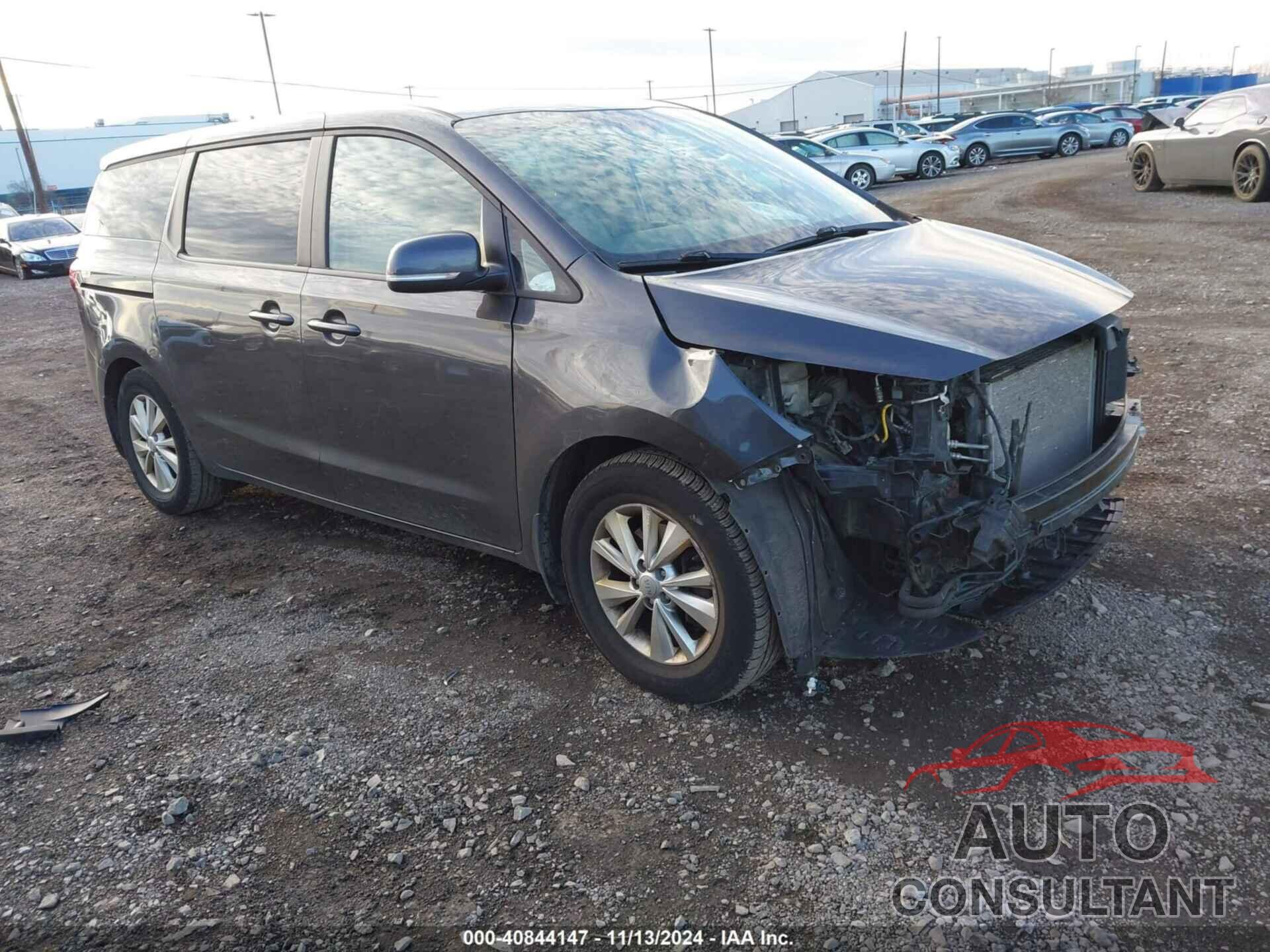 KIA SEDONA 2018 - KNDMB5C11J6389338