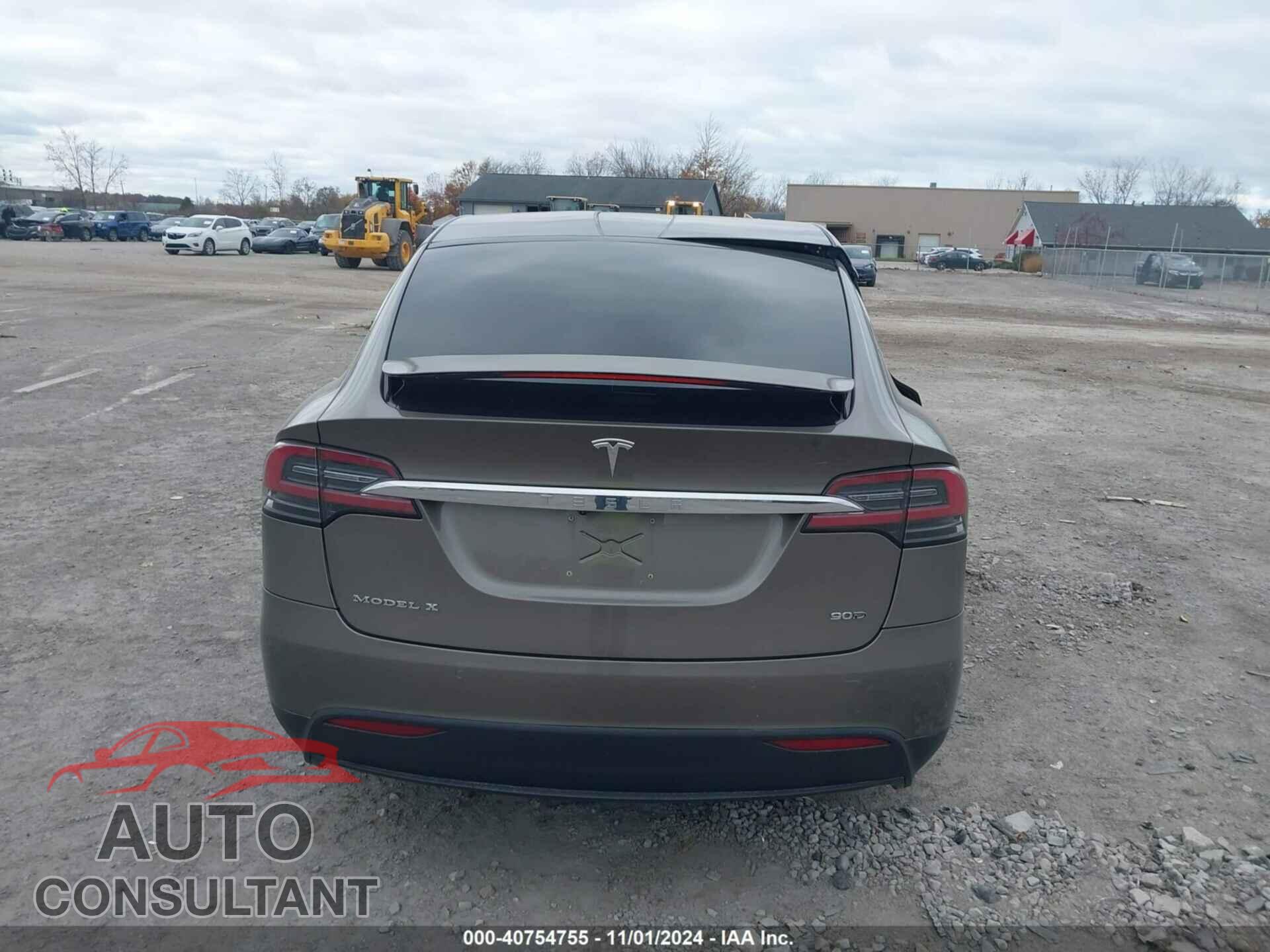 TESLA MODEL X 2016 - 5YJXCBE27GF011908