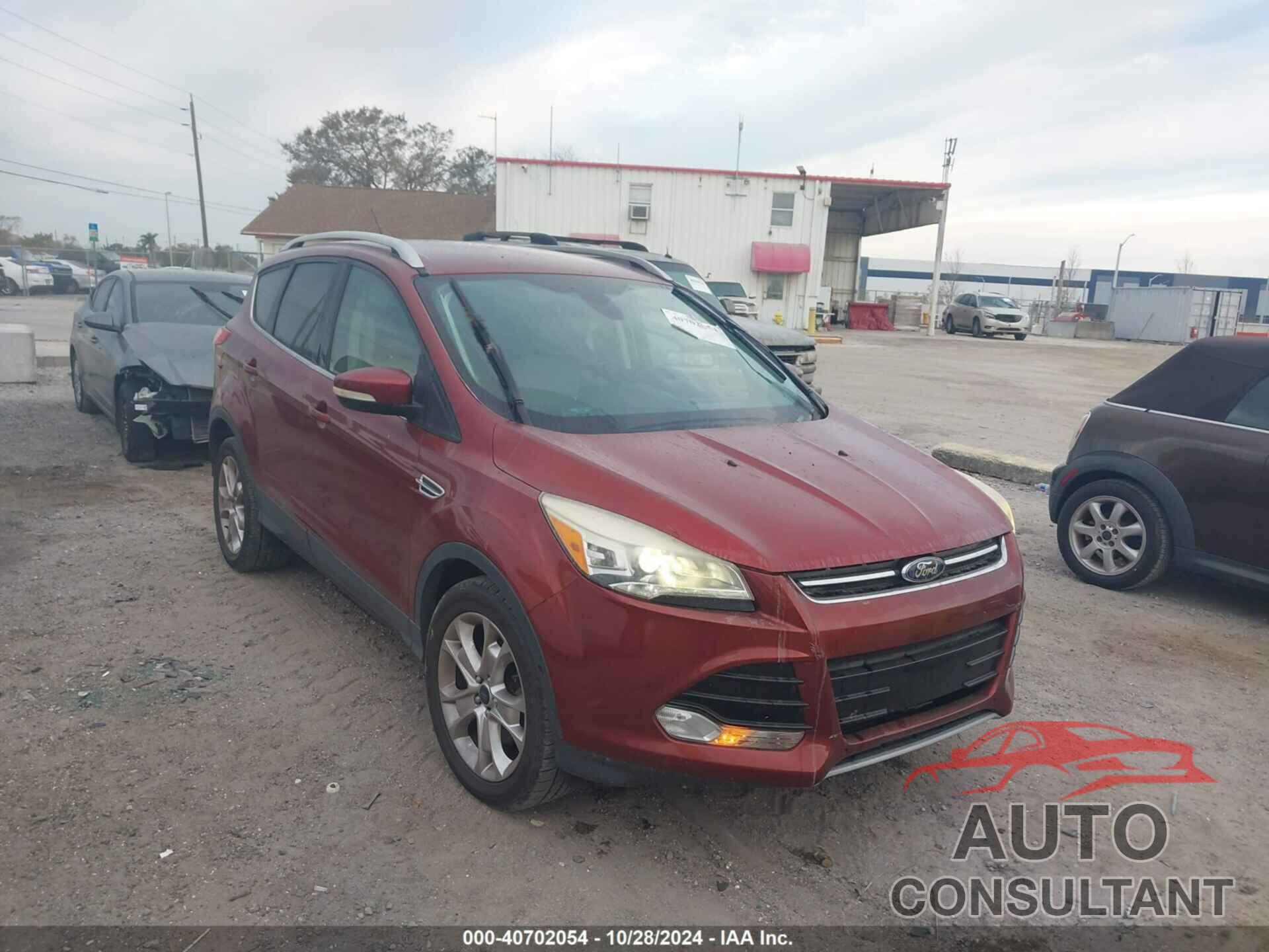 FORD ESCAPE 2015 - 1FMCU0J93FUB25067