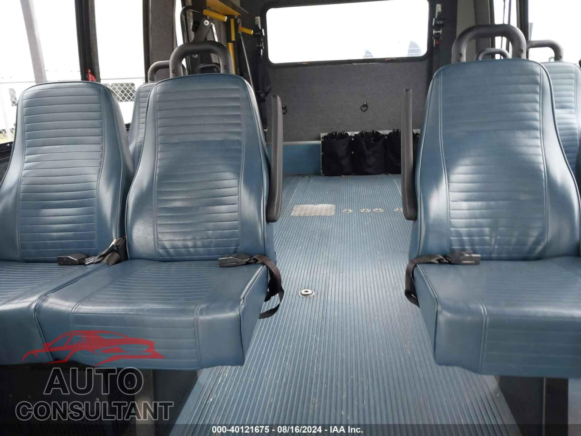FORD ECONOLINE 2017 - 1FDFE4FS6HDC33599