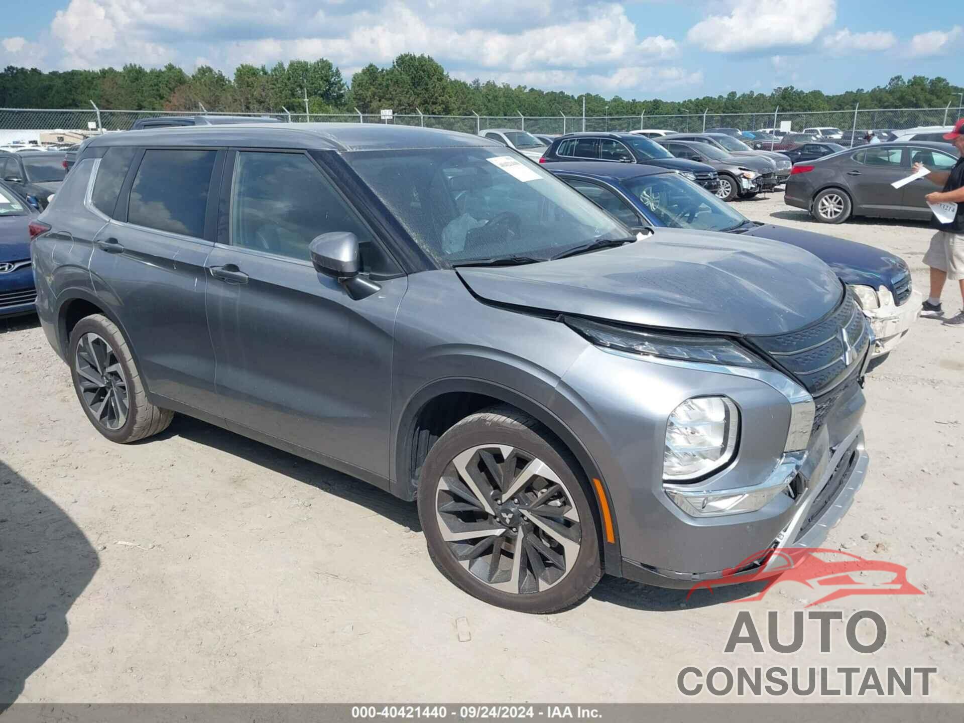 MITSUBISHI OUTLANDER 2024 - JA4J3VA87RZ016261