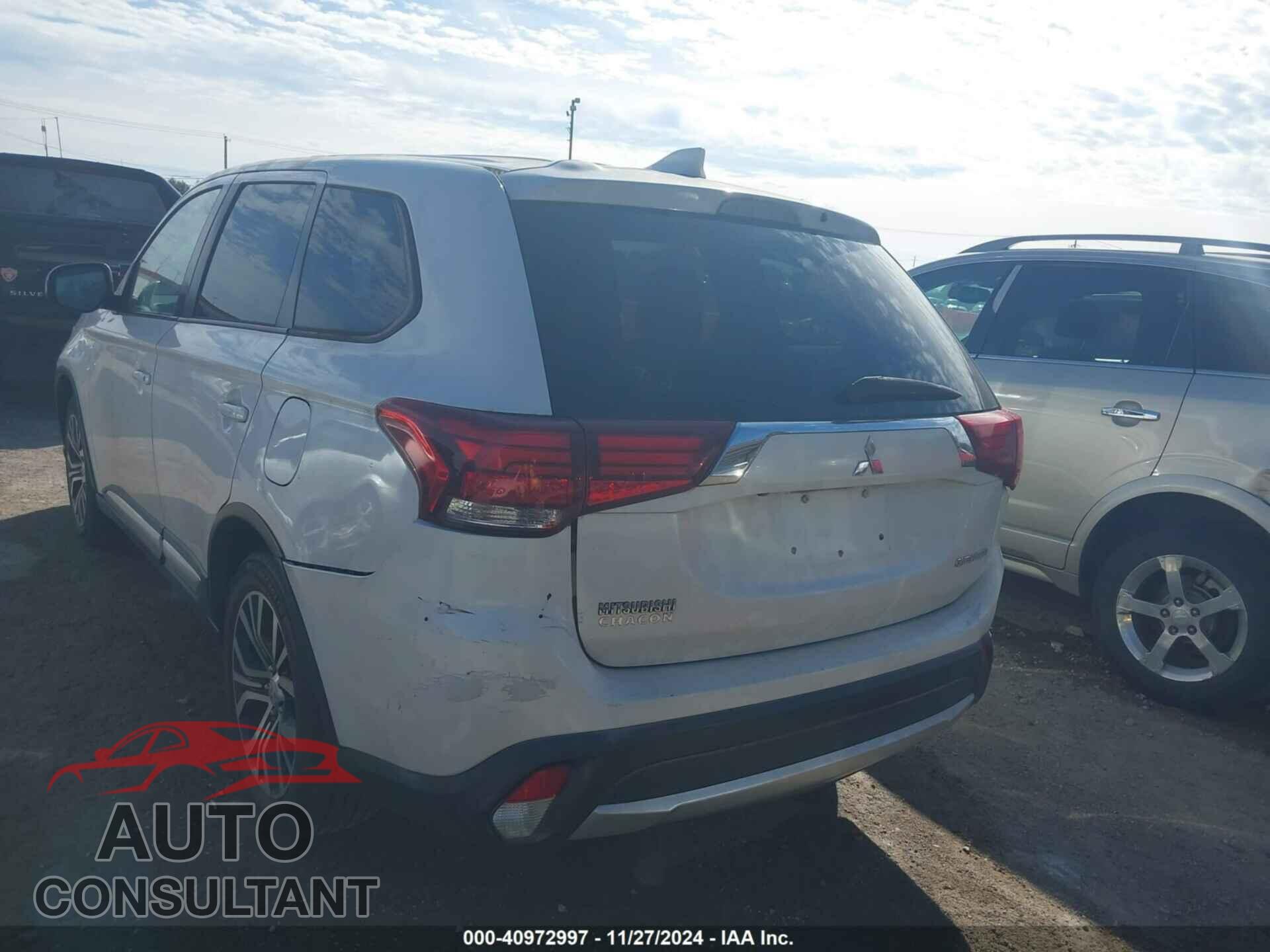 MITSUBISHI OUTLANDER 2017 - JA4AD2A39HZ044268