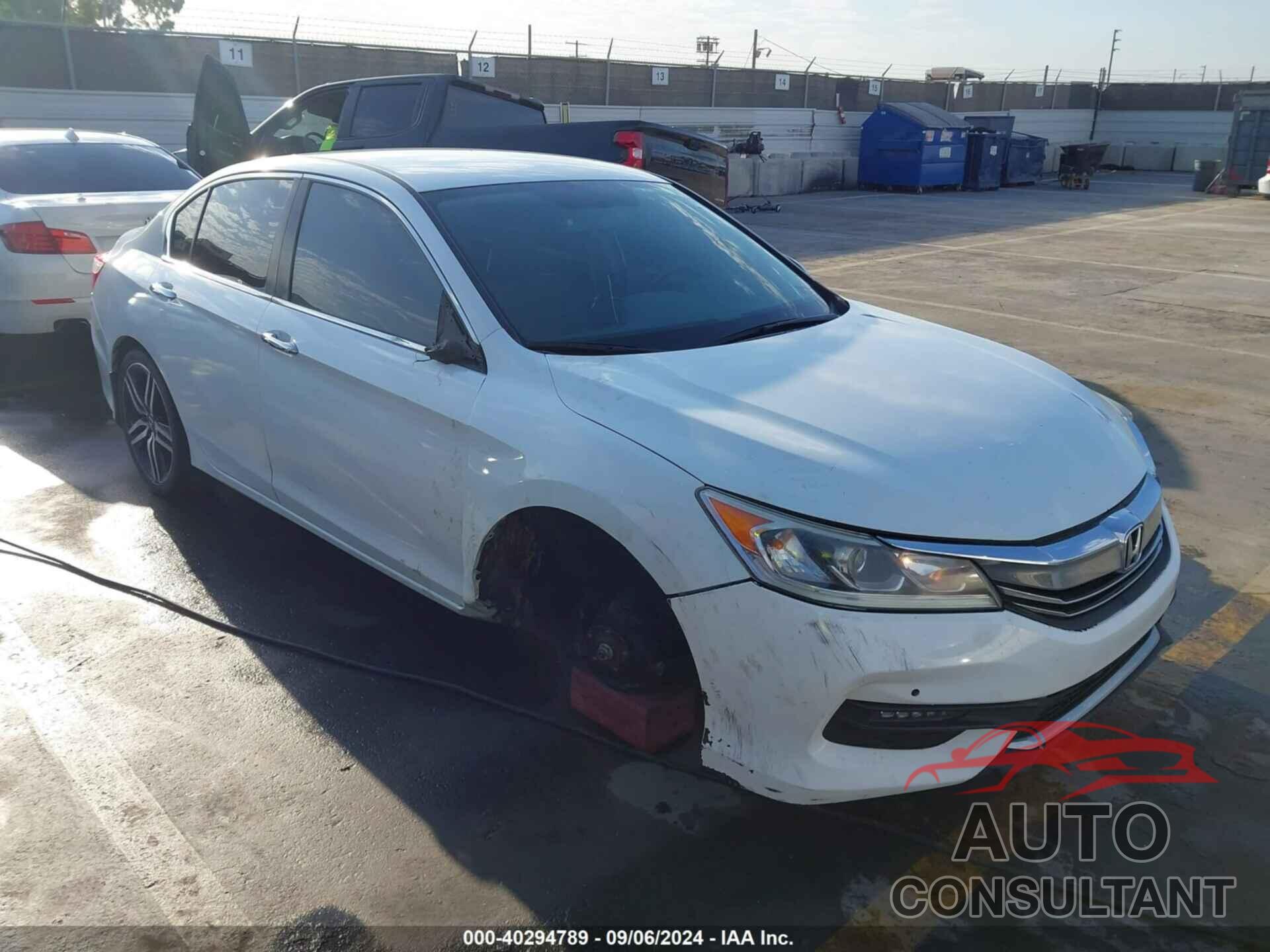 HONDA ACCORD 2017 - 1HGCR2F37HA193822