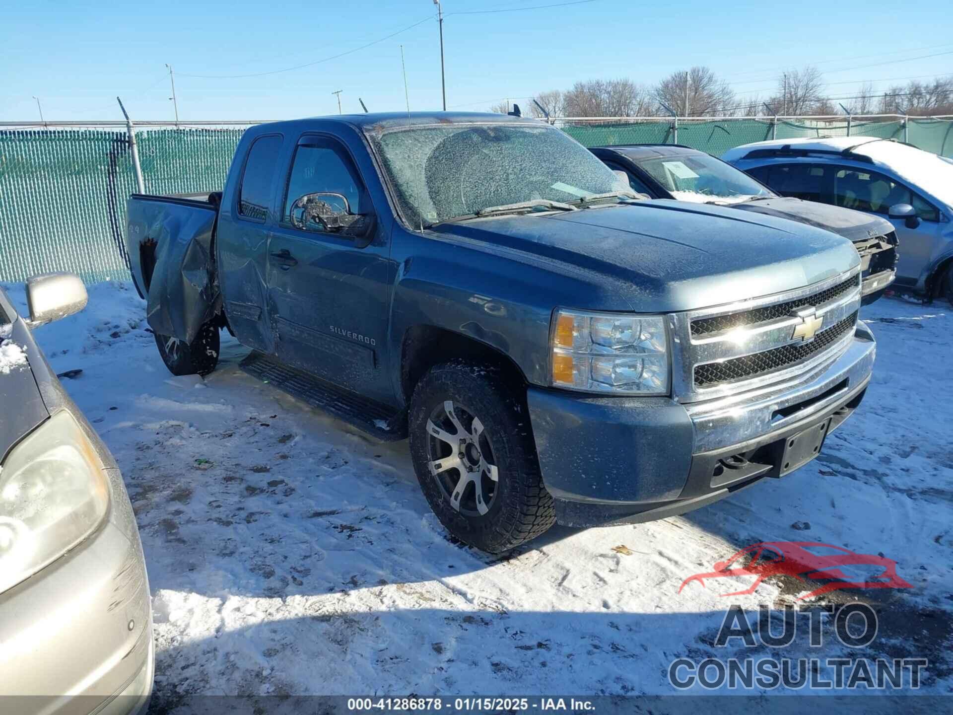 CHEVROLET SILVERADO 1500 2010 - 1GCSKSE34AZ101959