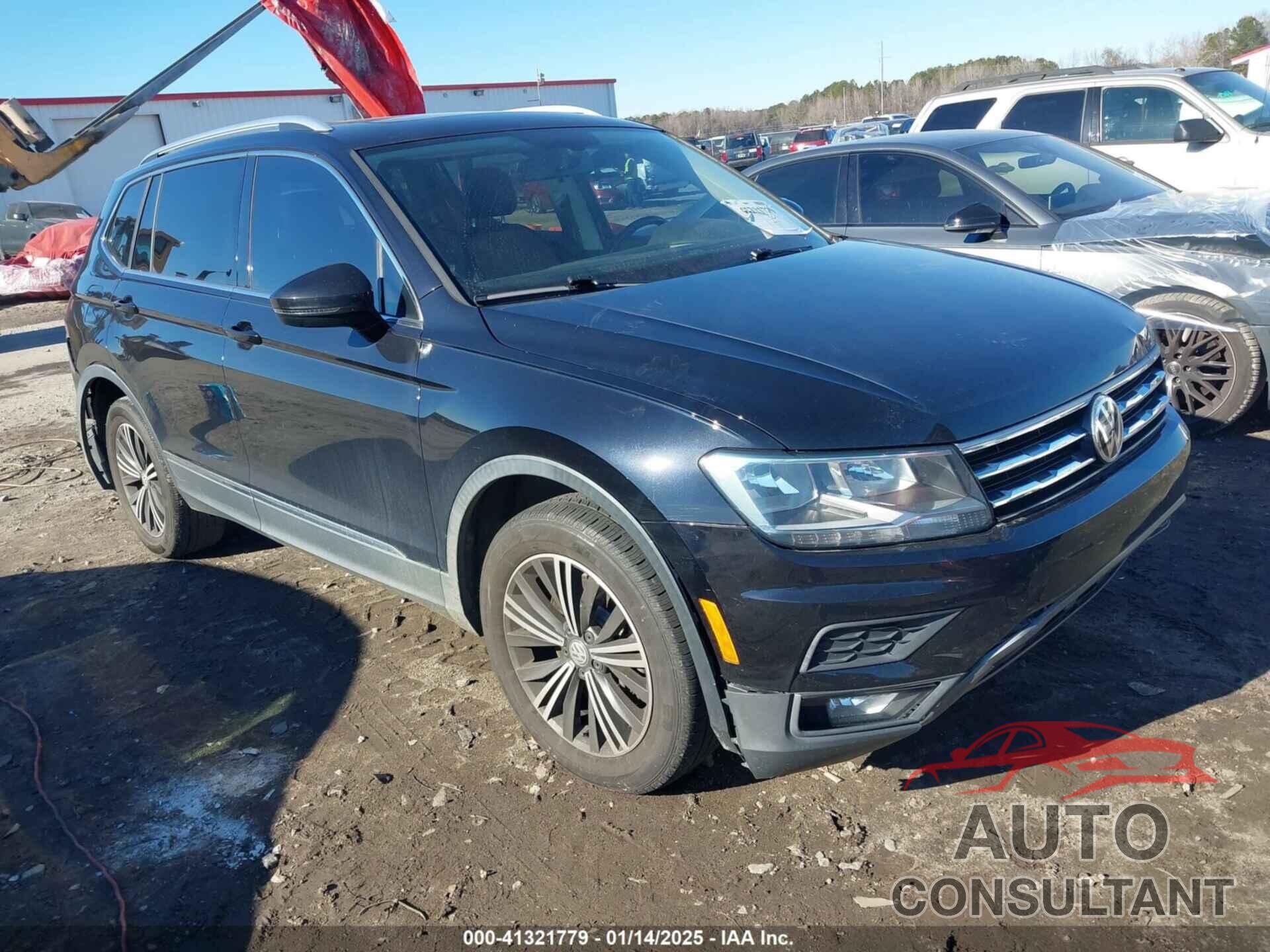 VOLKSWAGEN TIGUAN 2018 - 3VV3B7AXXJM021241