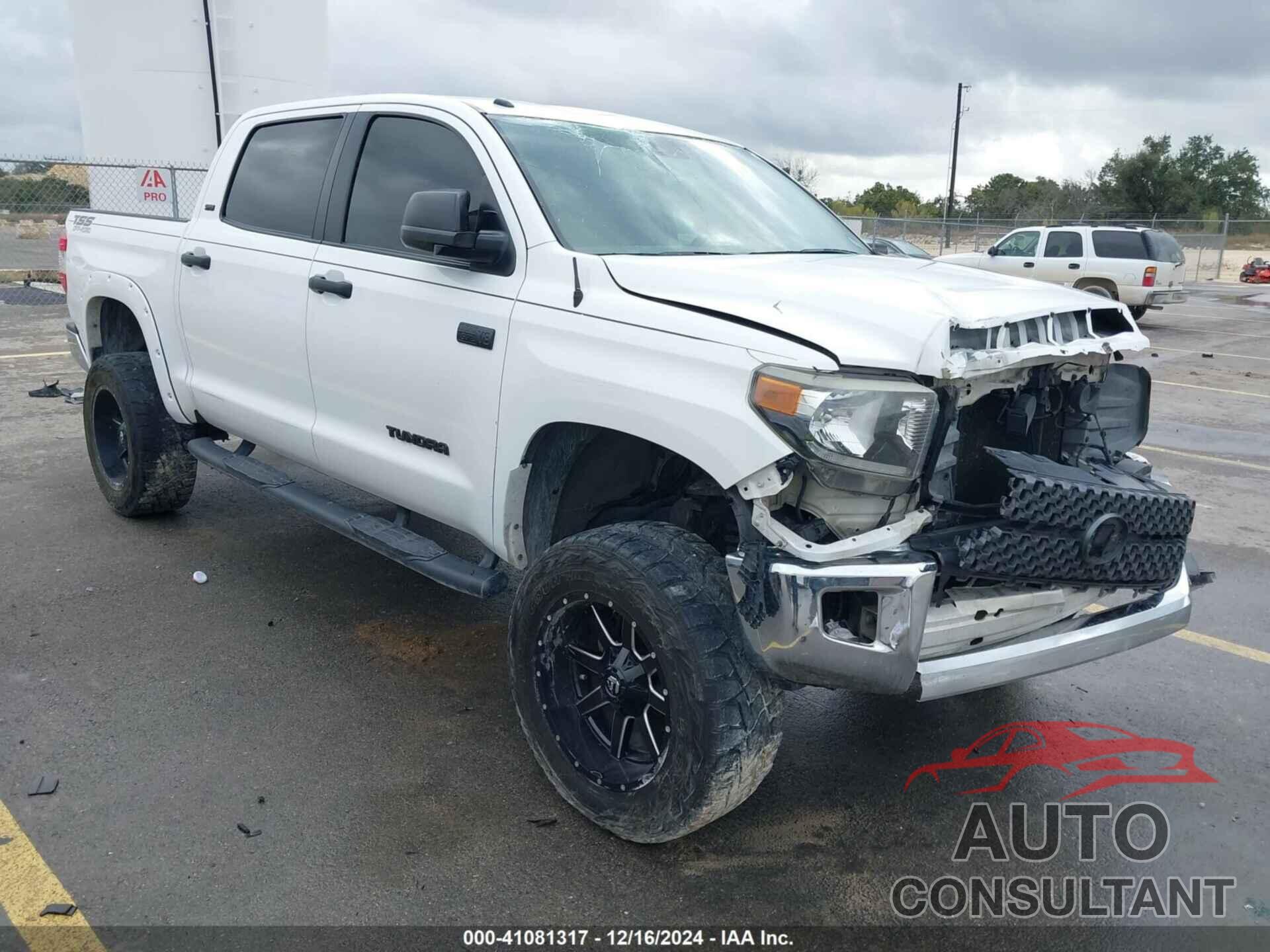 TOYOTA TUNDRA 2019 - 5TFDW5F13KX785539