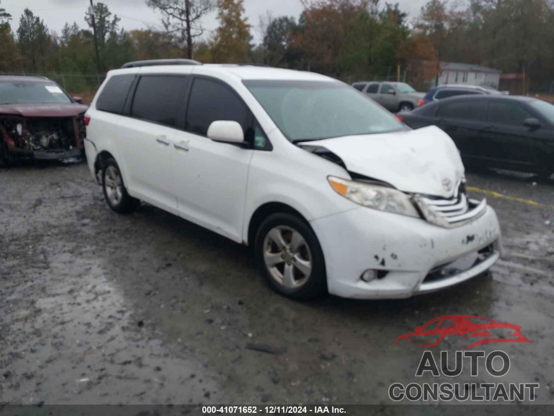 TOYOTA SIENNA 2015 - 5TDKK3DC7FS682888