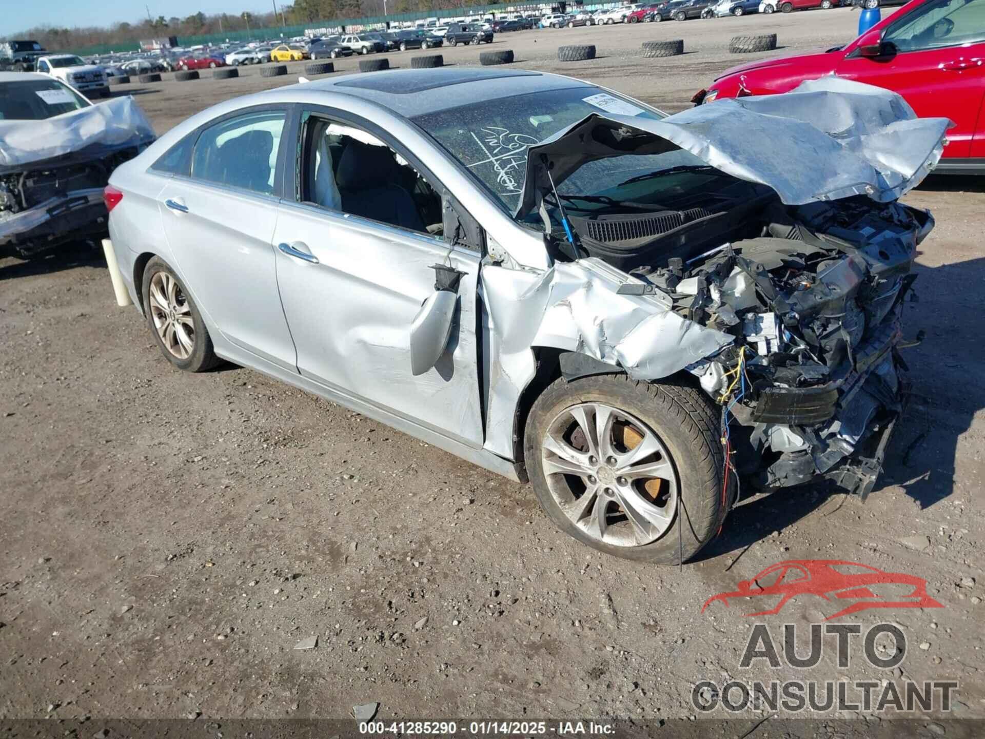 HYUNDAI SONATA 2011 - 5NPEC4AC0BH140097