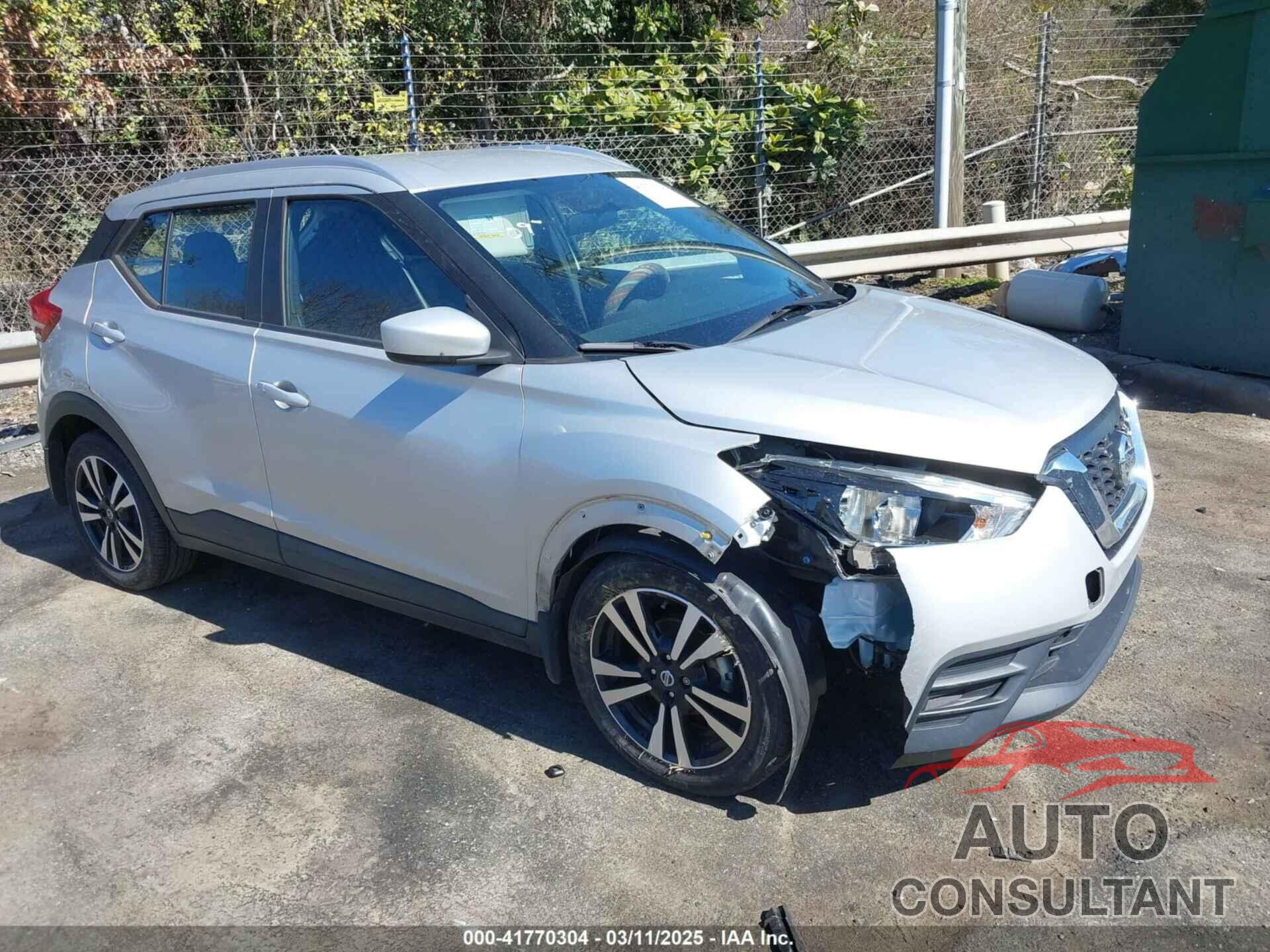 NISSAN KICKS 2018 - 3N1CP5CU5JL540987