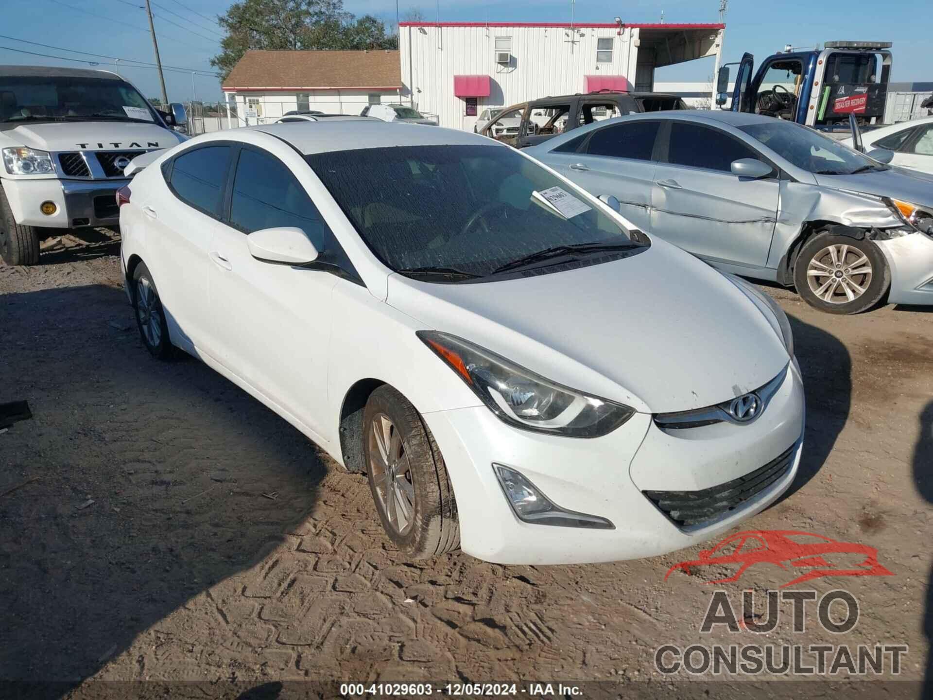 HYUNDAI ELANTRA 2016 - 5NPDH4AE4GH656369