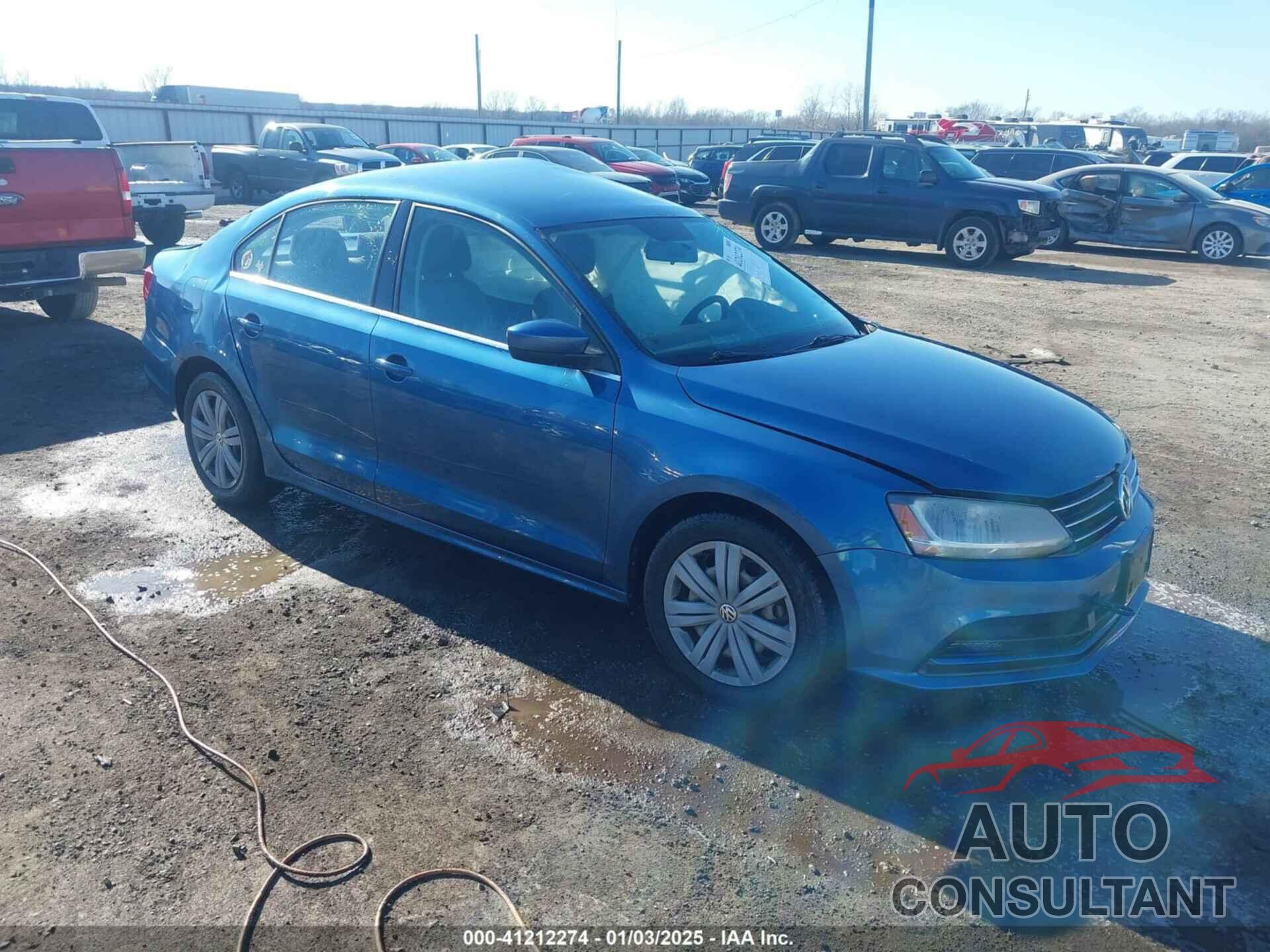 VOLKSWAGEN JETTA 2017 - 3VW2B7AJXHM412564