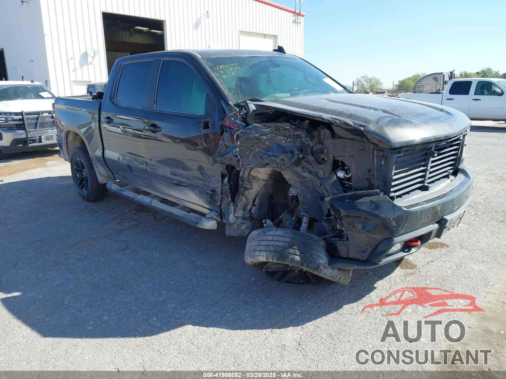 CHEVROLET SILVERADO 1500 2021 - 1GCPYFEL6MZ148202
