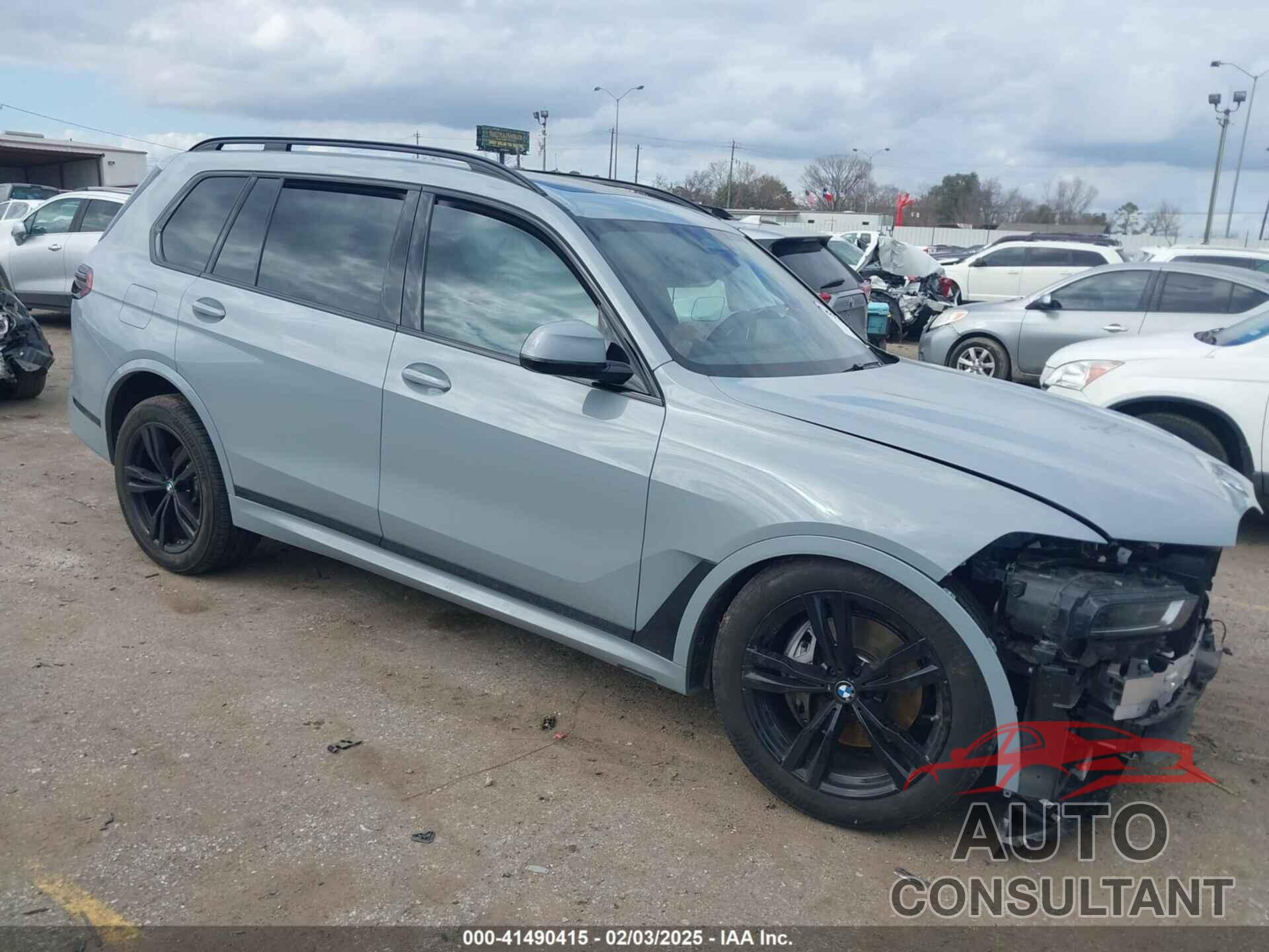 BMW X7 2025 - 5UX23EM01S9W23566