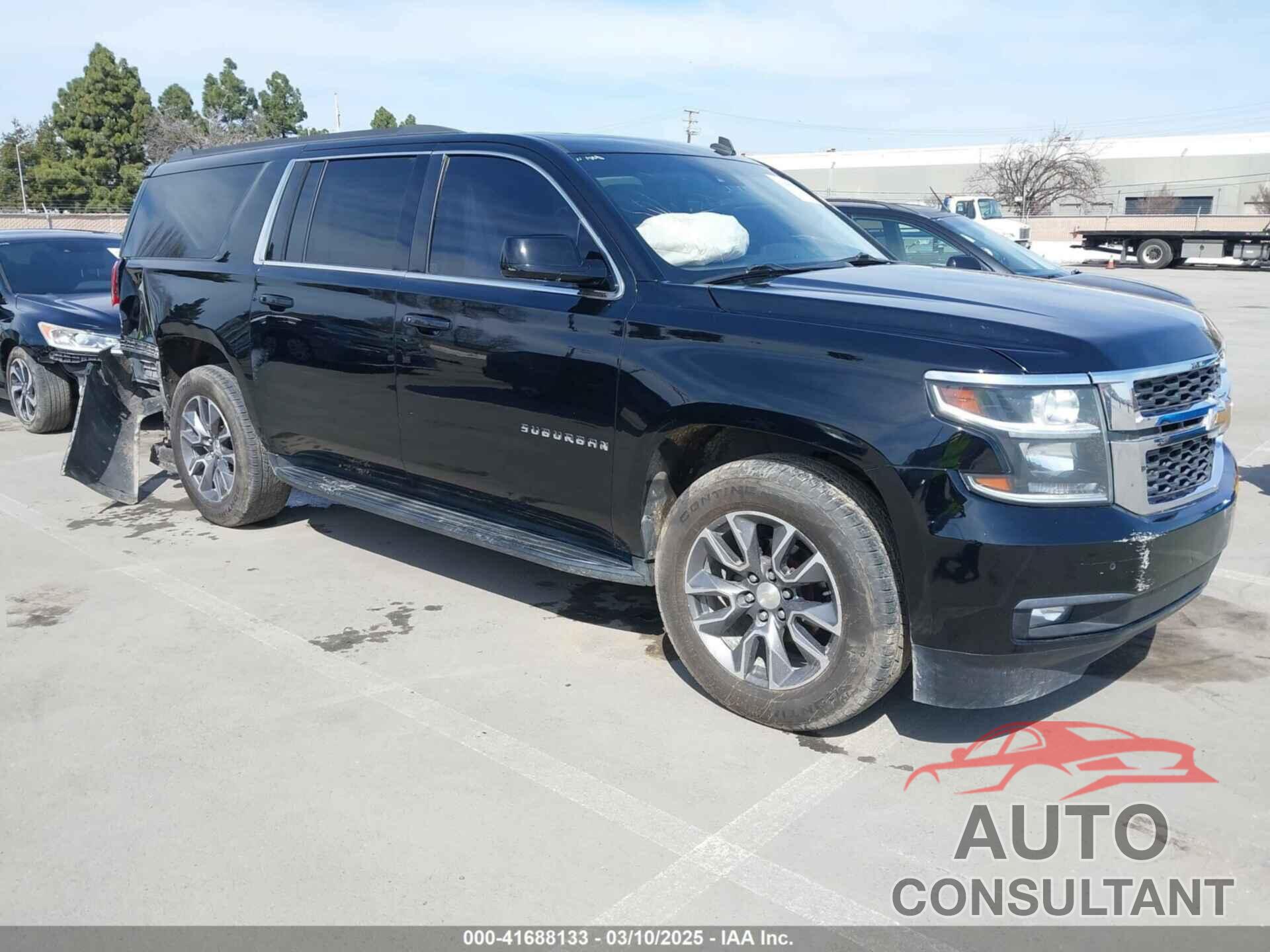 CHEVROLET SUBURBAN 1500 2015 - 1GNSCJKC3FR238224