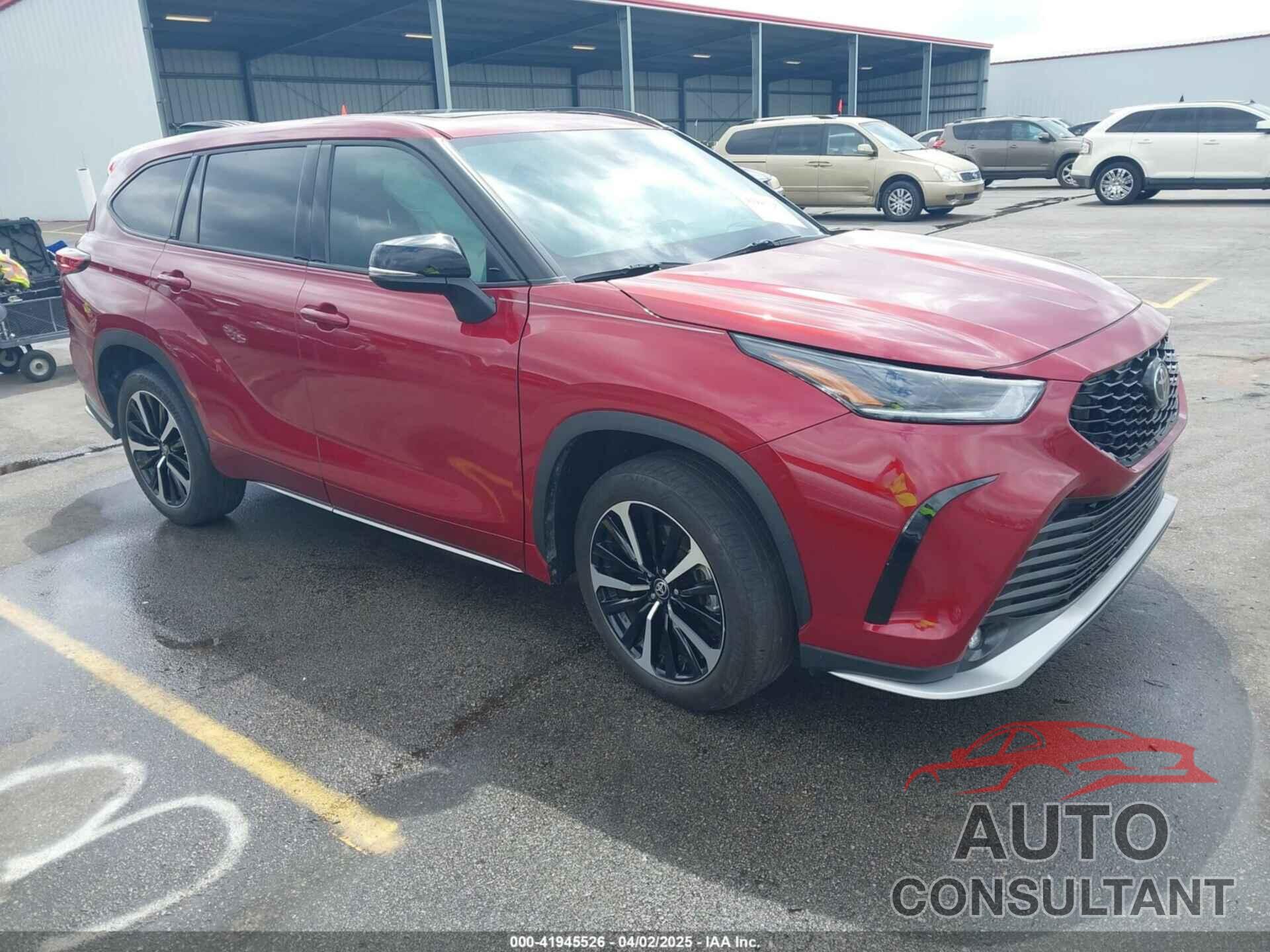 TOYOTA HIGHLANDER 2022 - 5TDLZRAH6NS132390