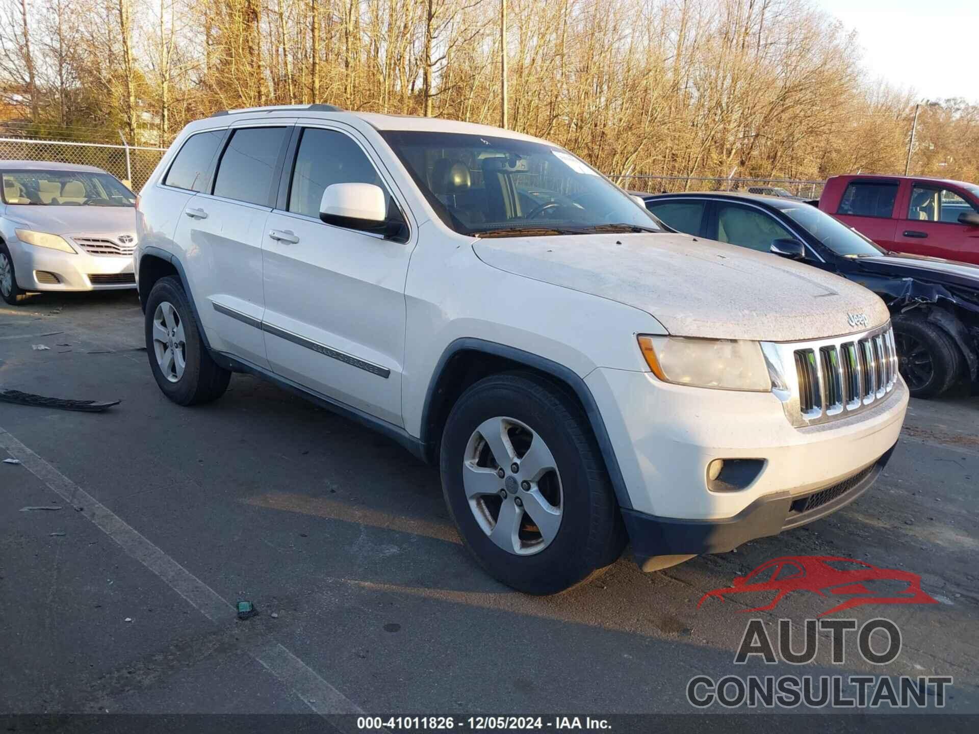 JEEP GRAND CHEROKEE 2011 - 1J4RR4GG3BC628590