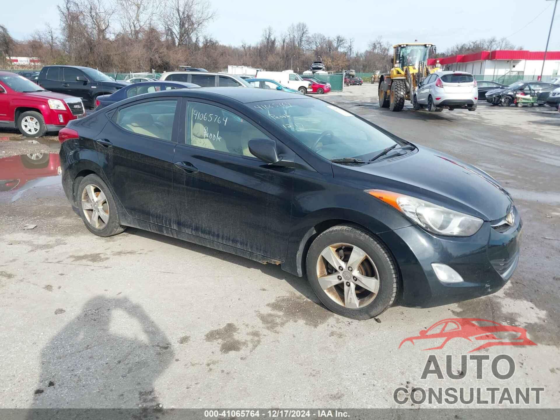 HYUNDAI ELANTRA 2012 - KMHDH4AE5CU234218