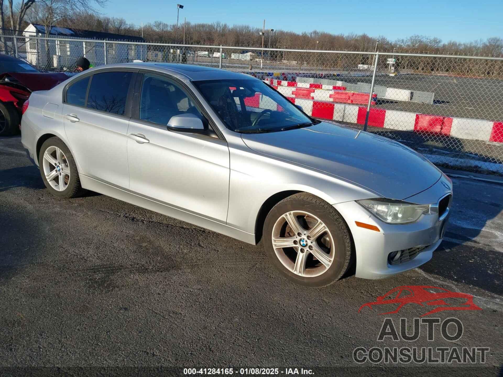 BMW 328I 2013 - WBA3B5G53DNS00673
