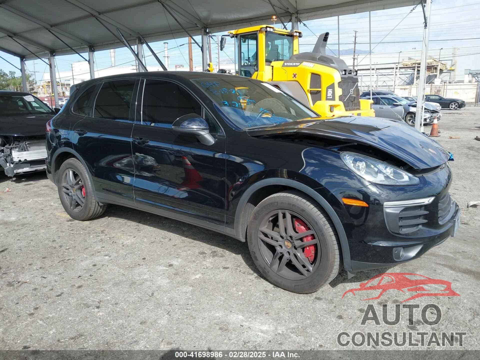 PORSCHE CAYENNE 2016 - WP1AA2A21GKA13124