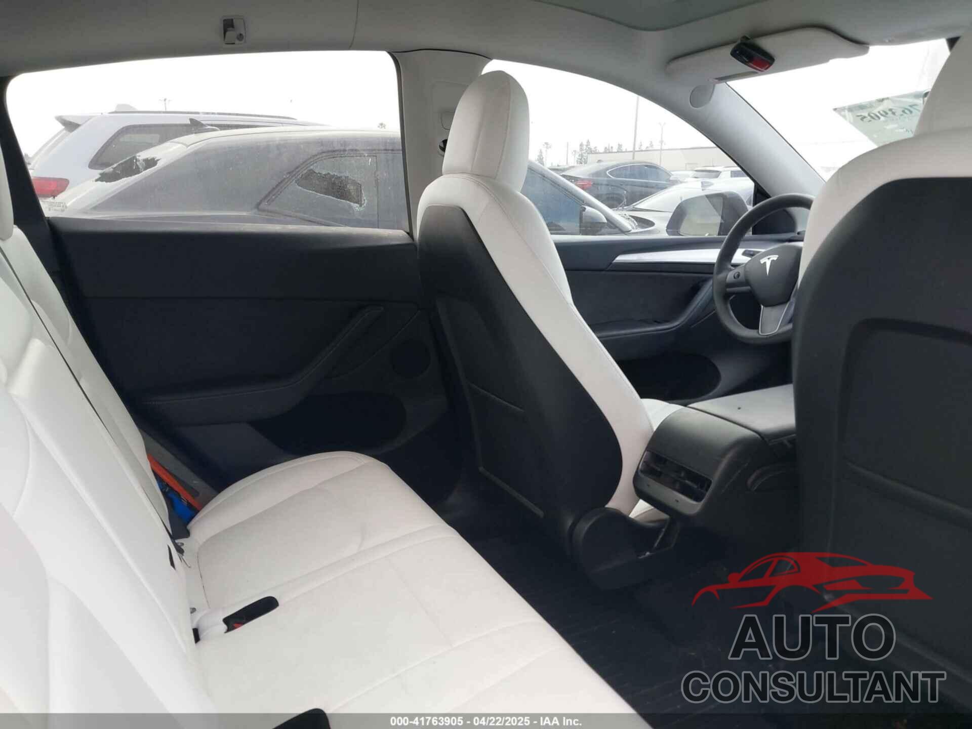 TESLA MODEL Y 2022 - 7SAYGDEF9NF529882