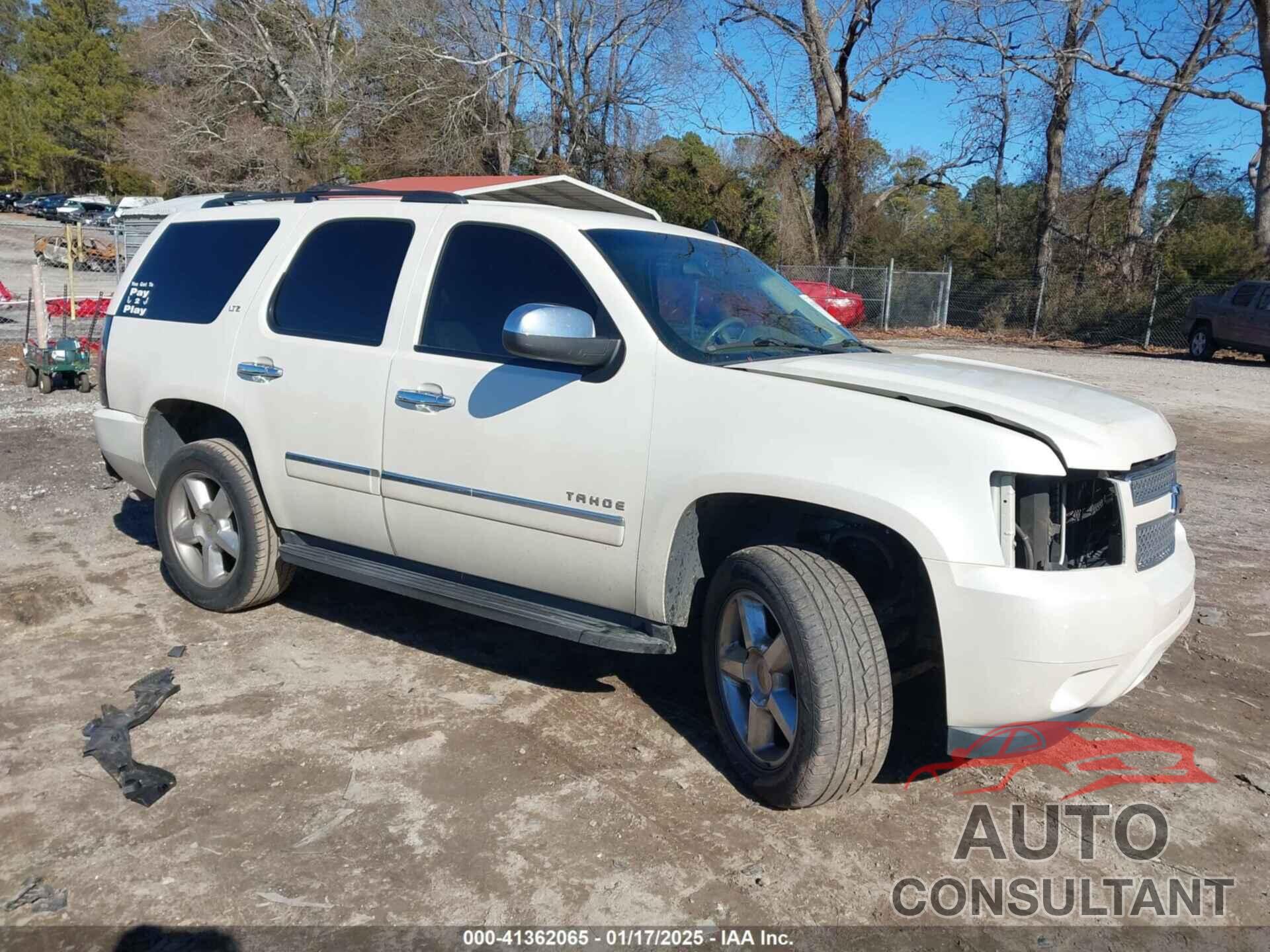 CHEVROLET TAHOE 2011 - 1GNSCCE00BR133115