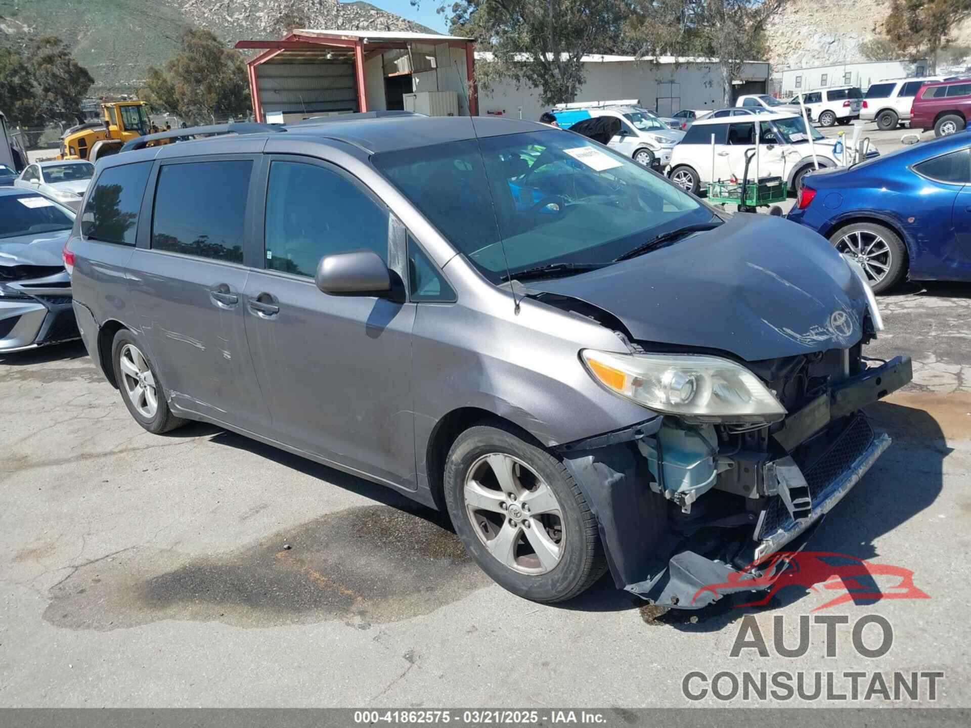 TOYOTA SIENNA 2013 - 5TDKK3DC7DS343433
