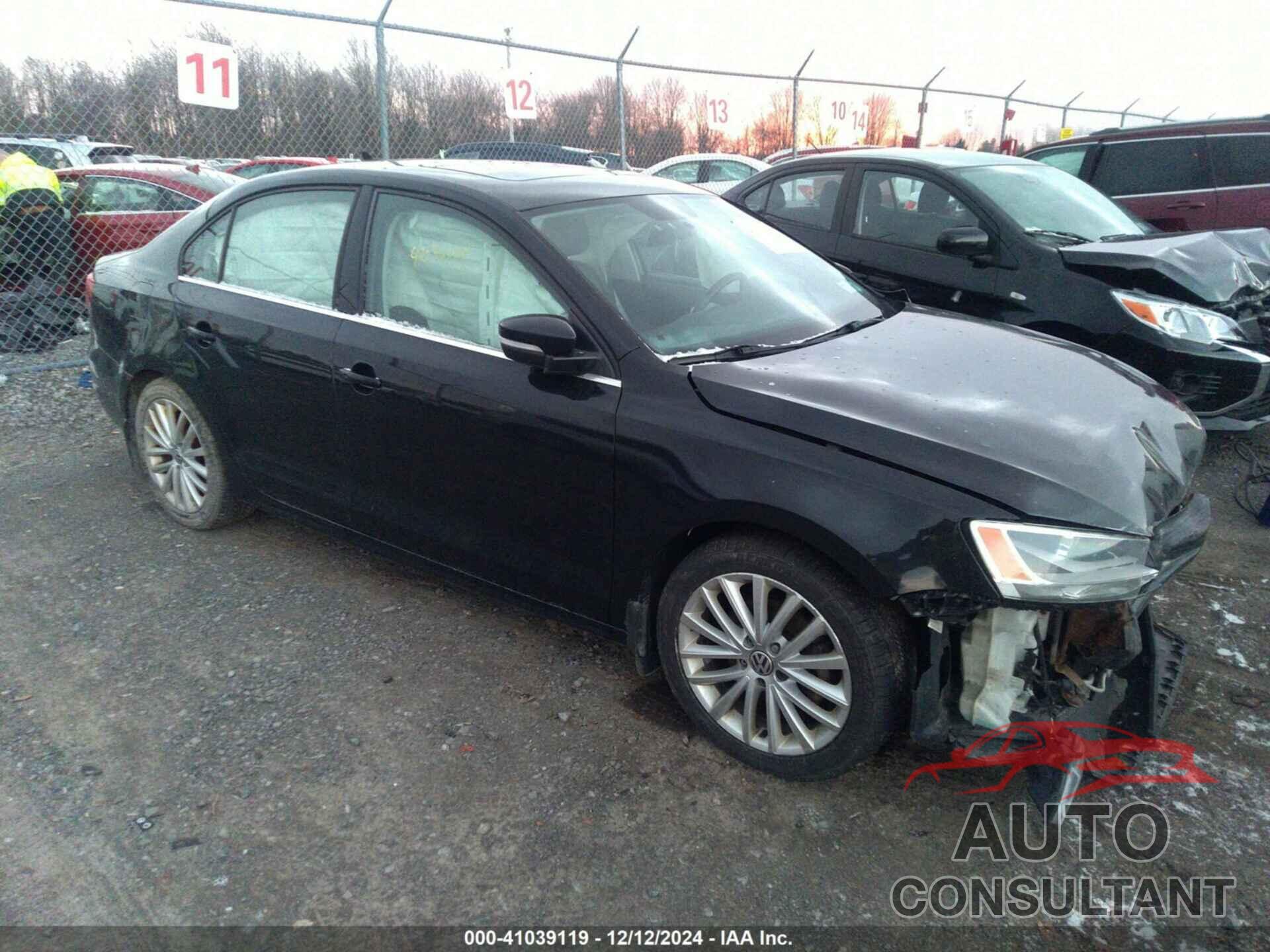 VOLKSWAGEN JETTA 2015 - 3VWD17AJ3FM255064