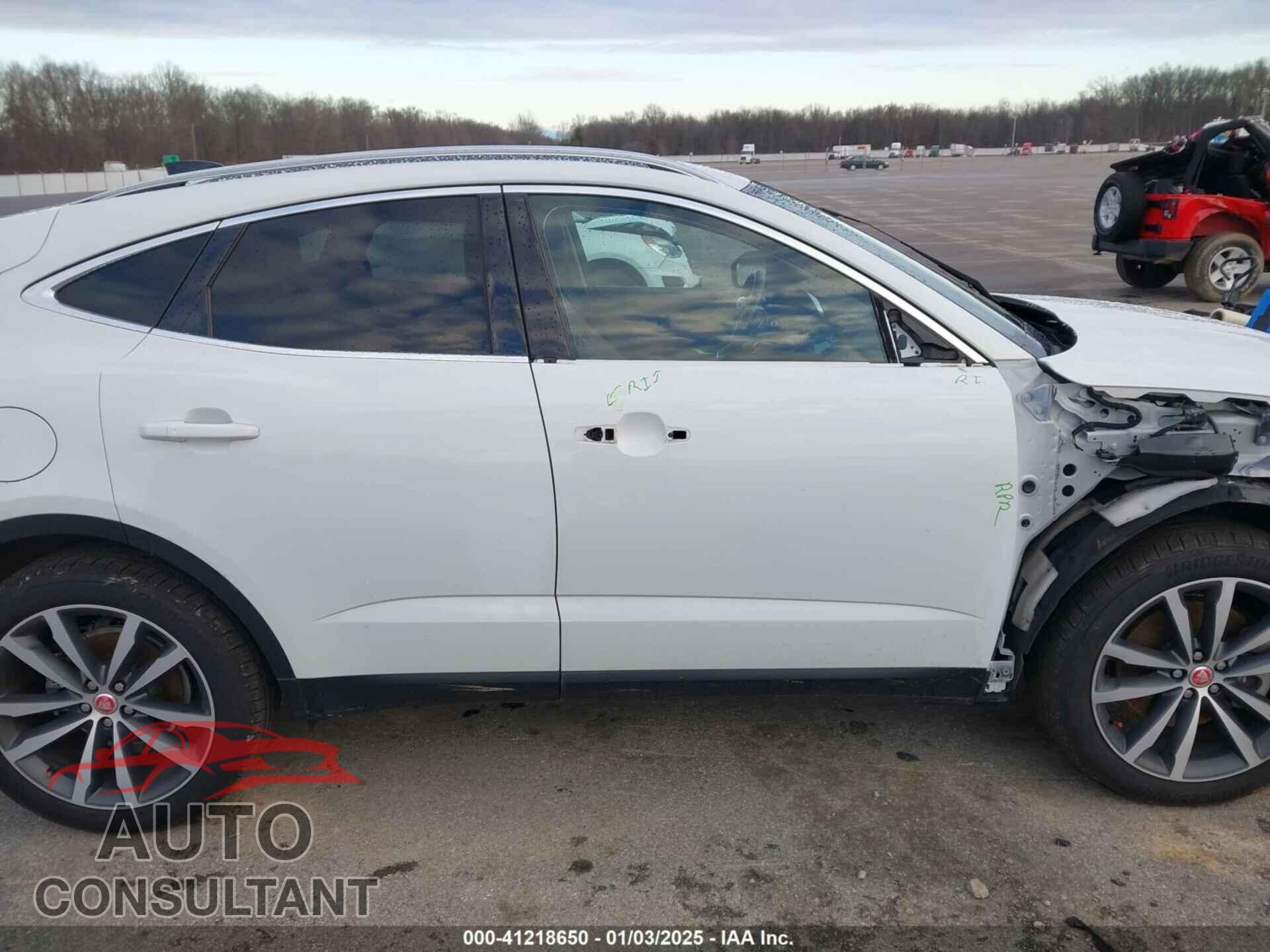 JAGUAR E-PACE 2022 - SADFP2FX3N1031142
