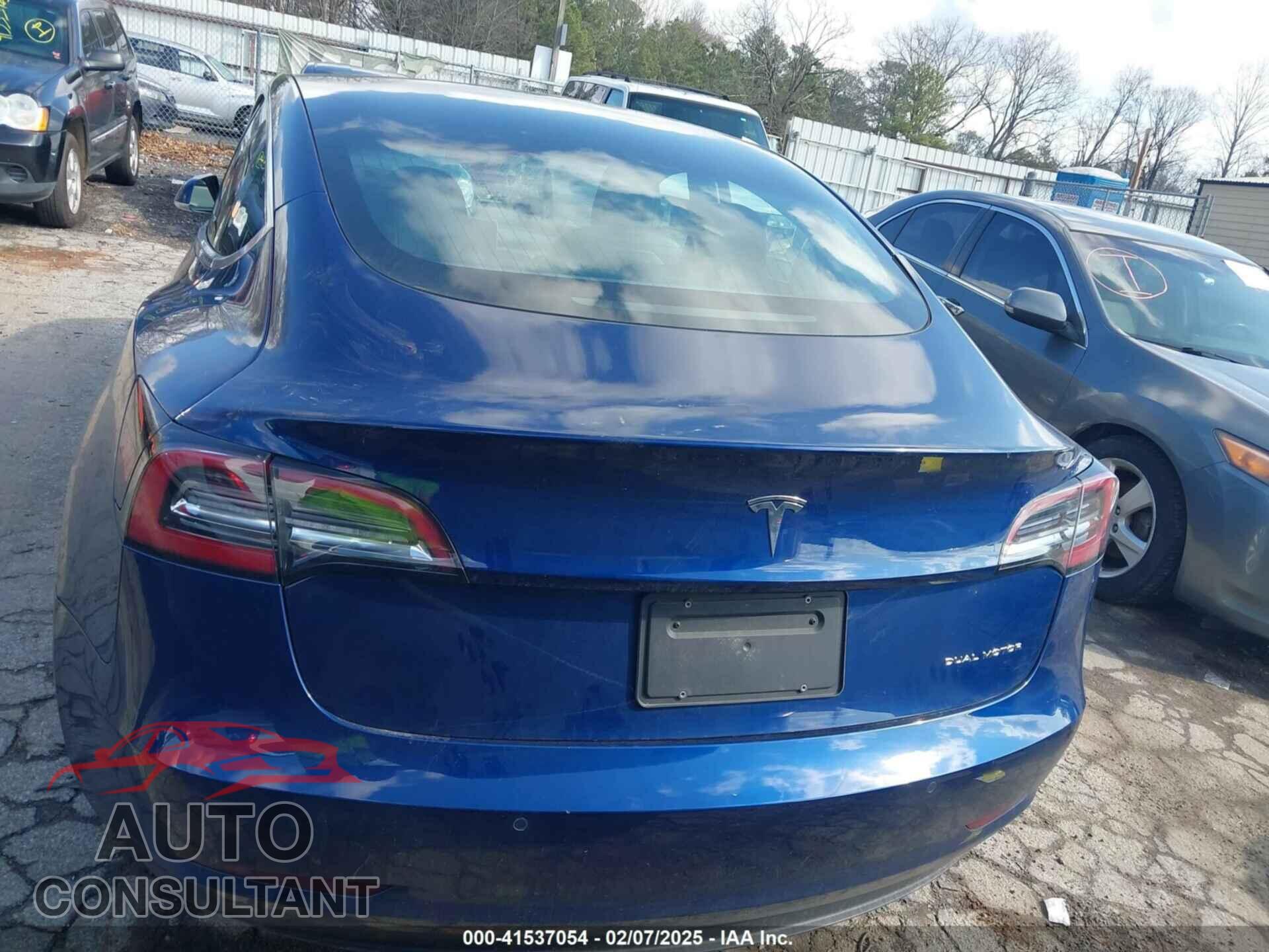 TESLA MODEL 3 2019 - 5YJ3E1EB5KF365471