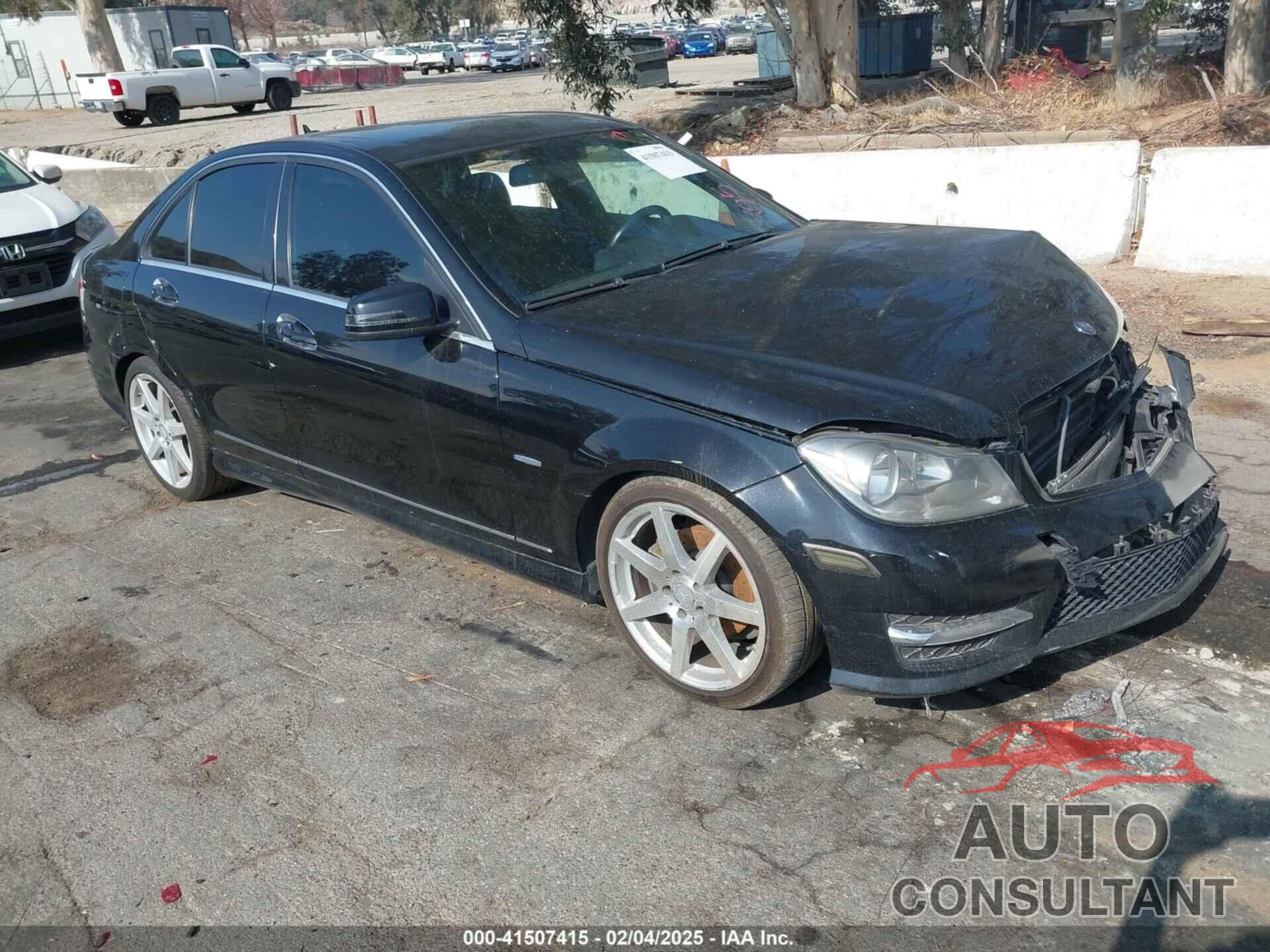 MERCEDES-BENZ C 250 2012 - WDDGF4HB7CR192419