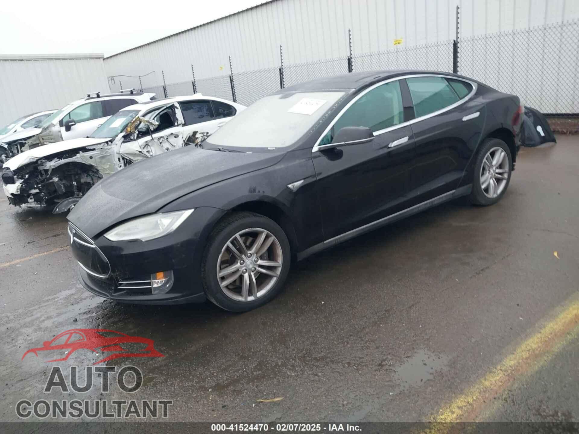 TESLA MODEL S 2013 - 5YJSA1CN0DFP20408
