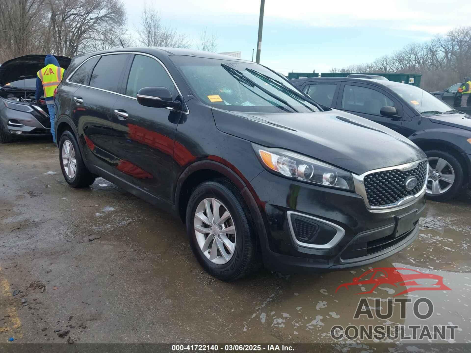KIA SORENTO 2018 - 5XYPG4A30JG429063