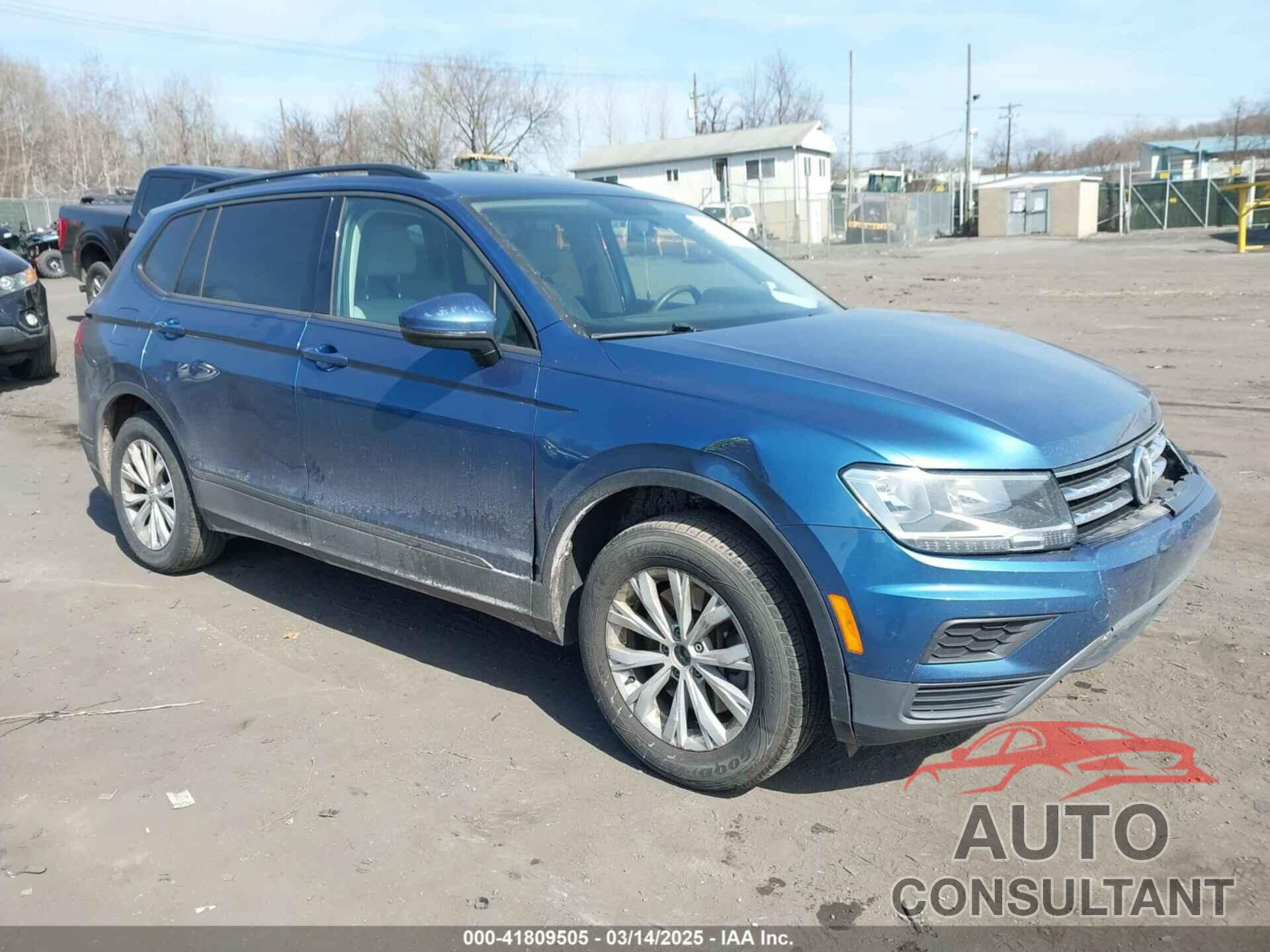 VOLKSWAGEN TIGUAN 2018 - 3VV0B7AX9JM159226