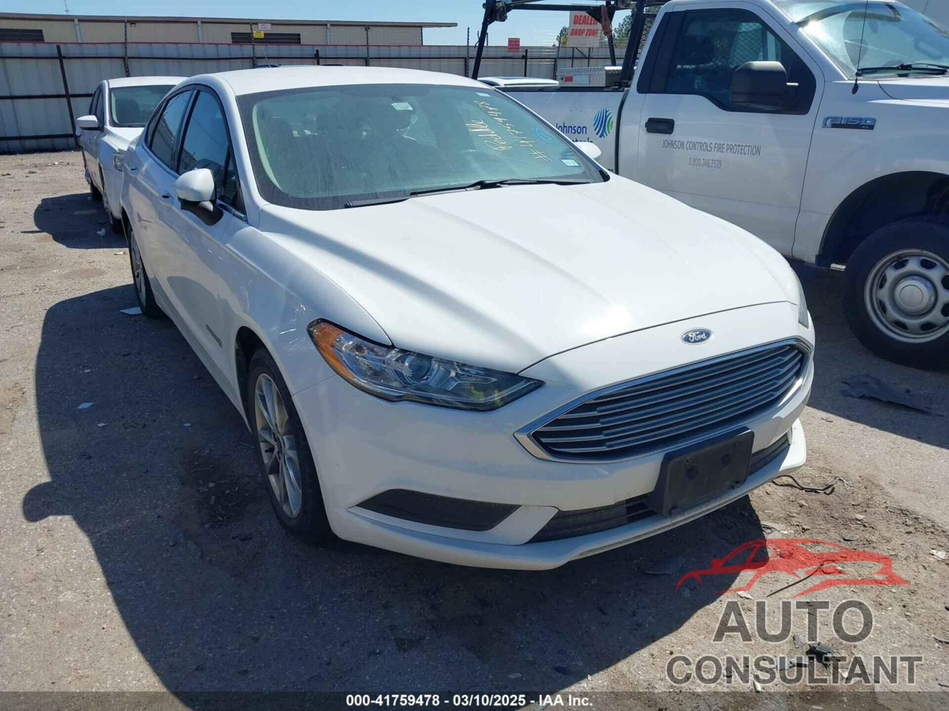 FORD FUSION HYBRID 2017 - 3FA6P0UU4HR312035