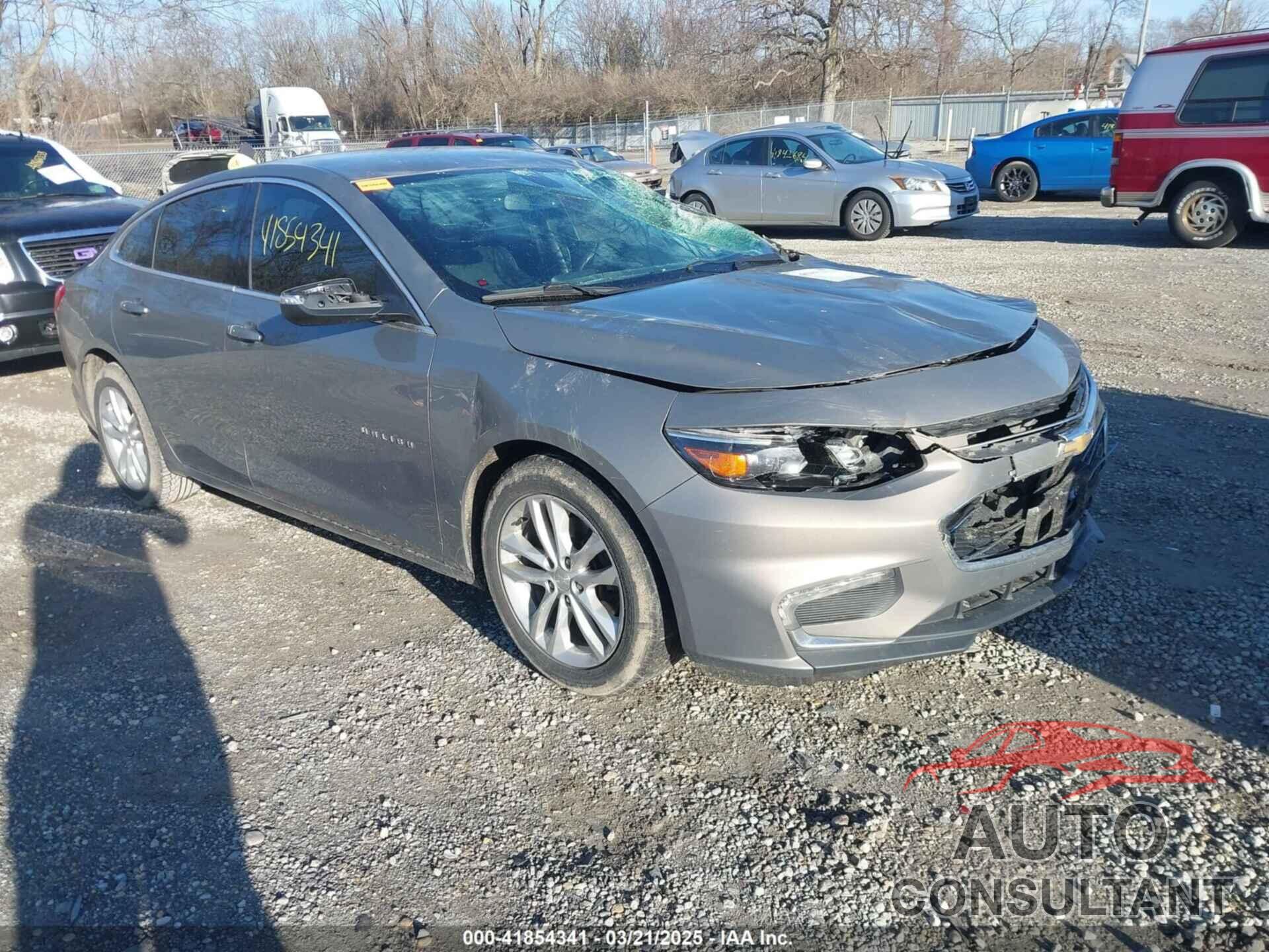 CHEVROLET MALIBU 2017 - 1G1ZE5ST8HF130655