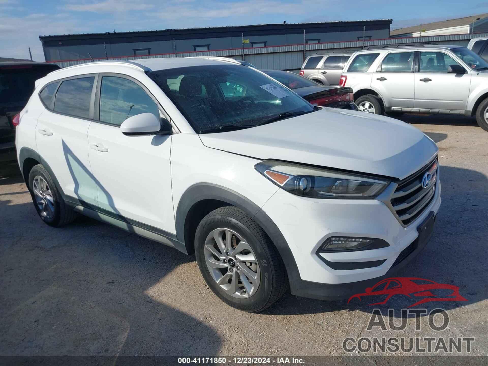 HYUNDAI TUCSON 2017 - KM8J33A47HU297525