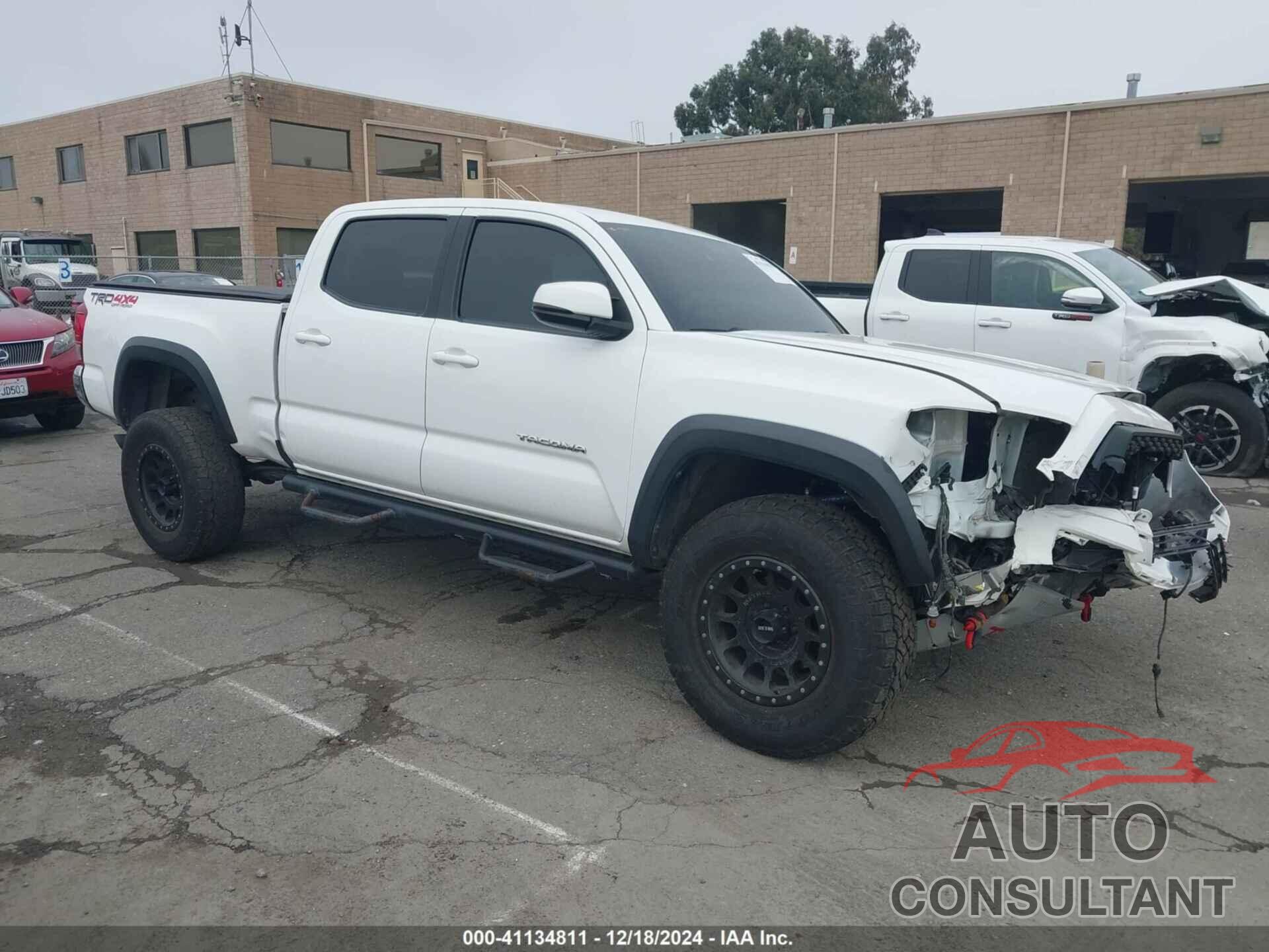 TOYOTA TACOMA 2018 - 3TMDZ5BN5JM038402