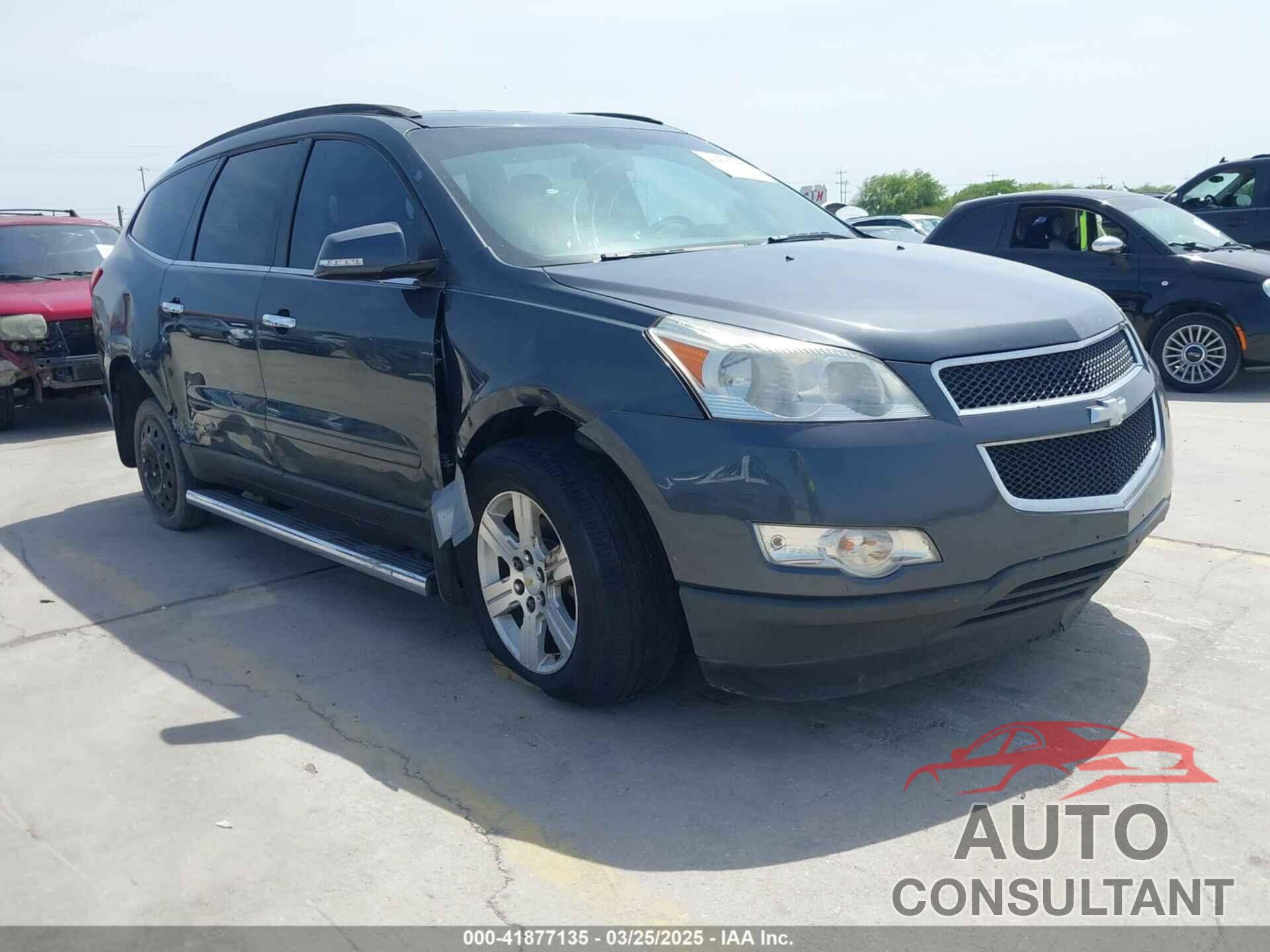 CHEVROLET TRAVERSE 2011 - 1GNKVGED8BJ131700
