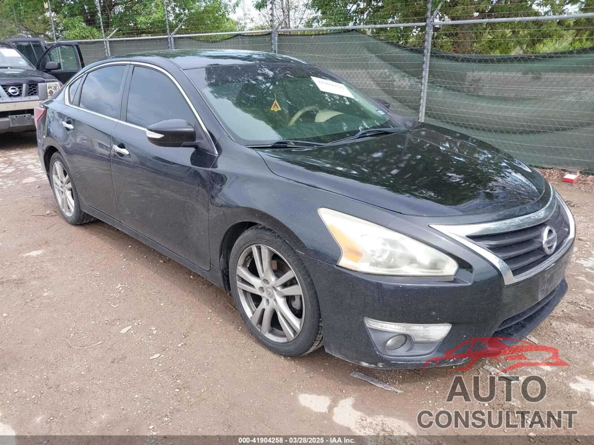 NISSAN ALTIMA 2013 - 1N4BL3AP4DN488106