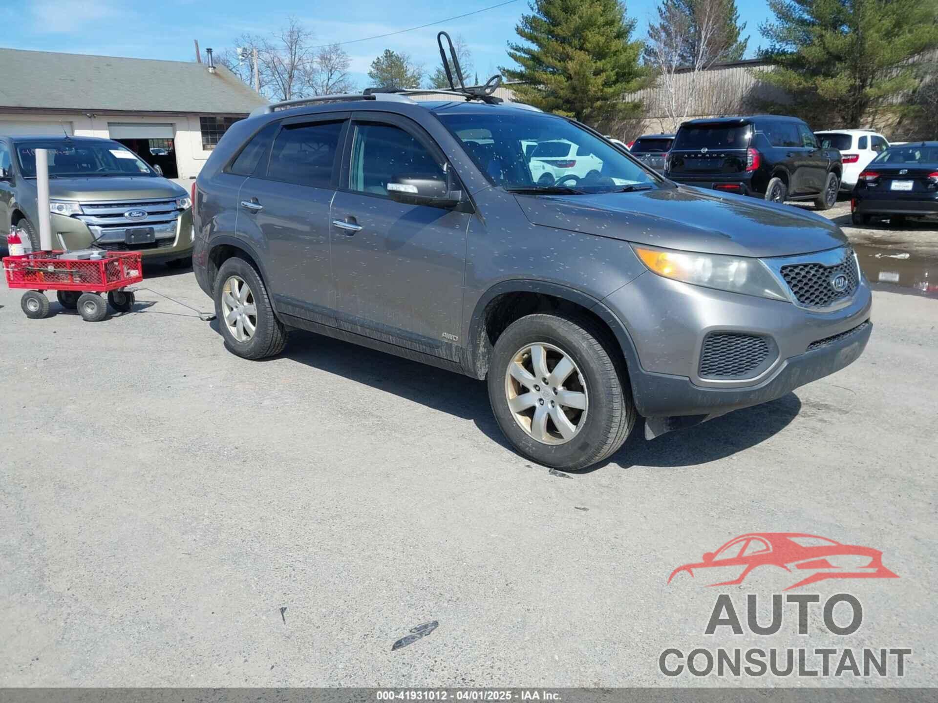 KIA SORENTO 2011 - 5XYKTCA12BG123322